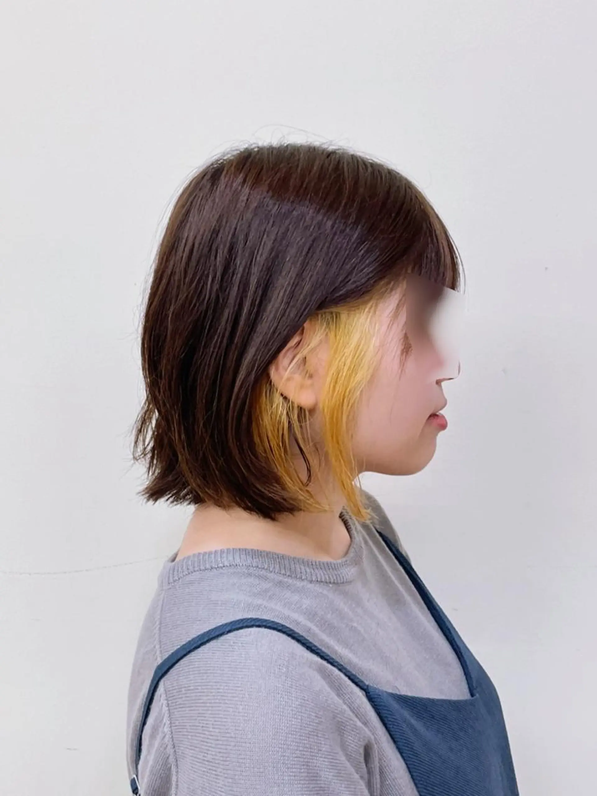 カラー 抜きっぱなしブロンド イヤリングカラー 高野 健二のヘアスタイル