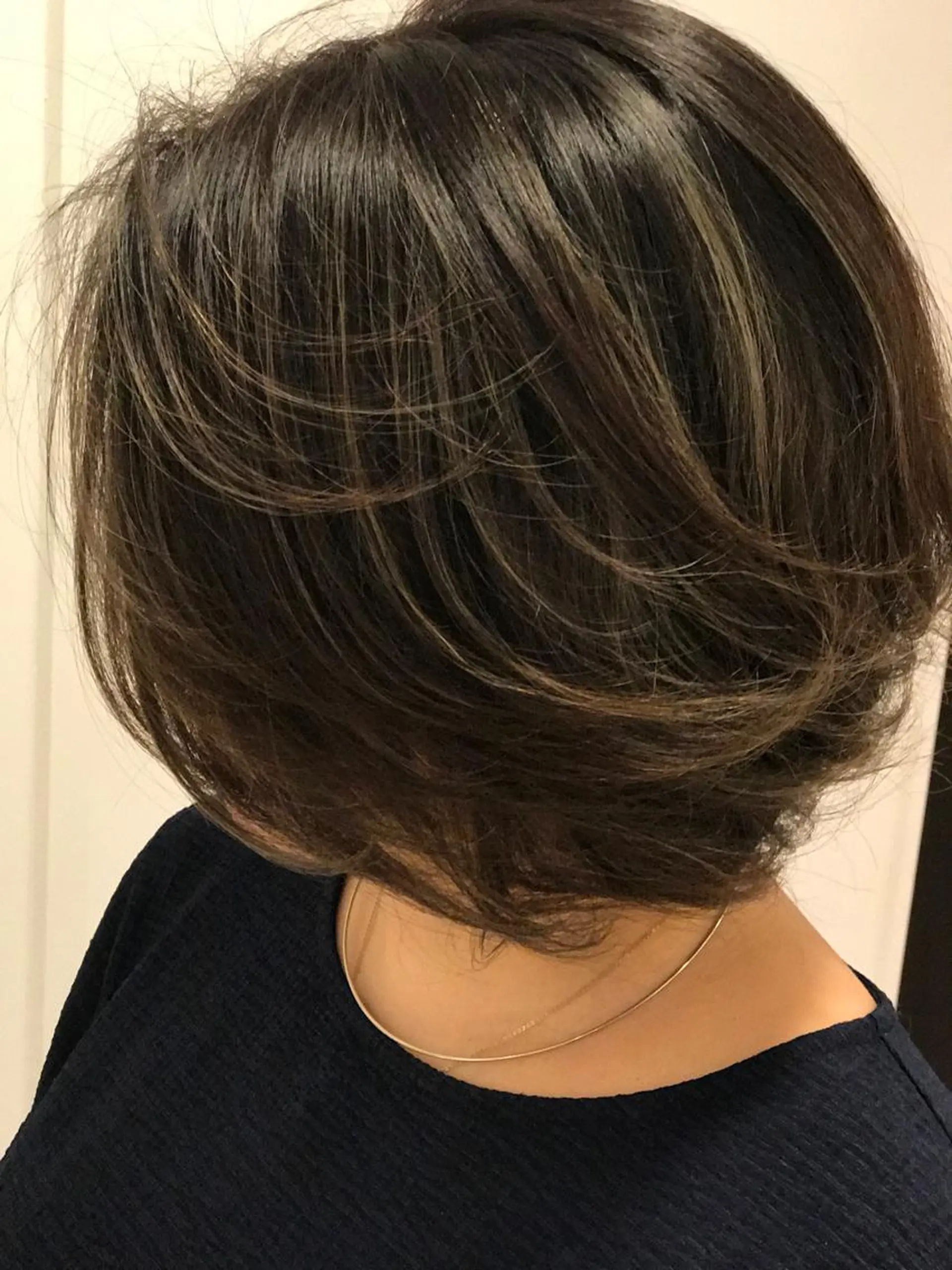 ショート カラー ハイライトカラー ハイライト 🎨美大卒美容師🎨 まっきーのヘアスタイル