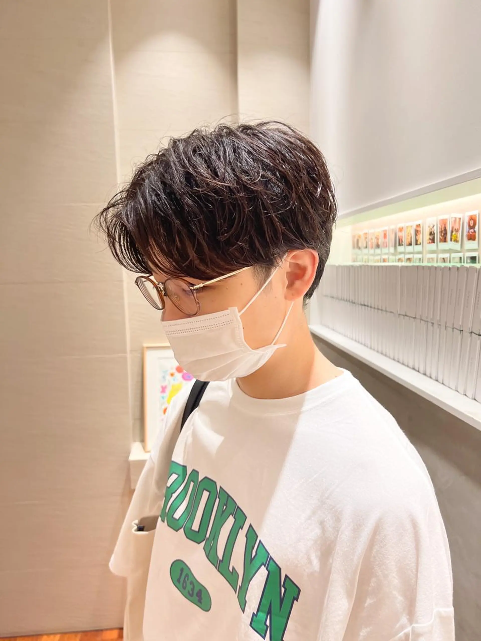 ショート カラー メンズ センターパート メンズカット曲がる 縮毛矯正佐々木タクマのヘアスタイル