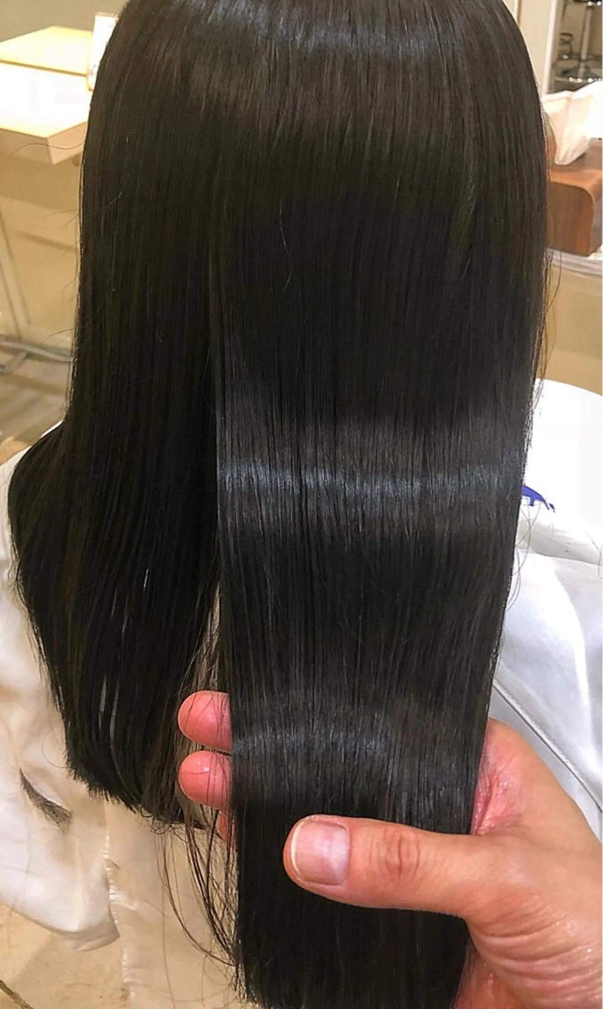 ロング パーマ 髪質改善 縮毛矯正 カット 縮毛矯正 トリートメント 須賀 一美のヘアスタイル