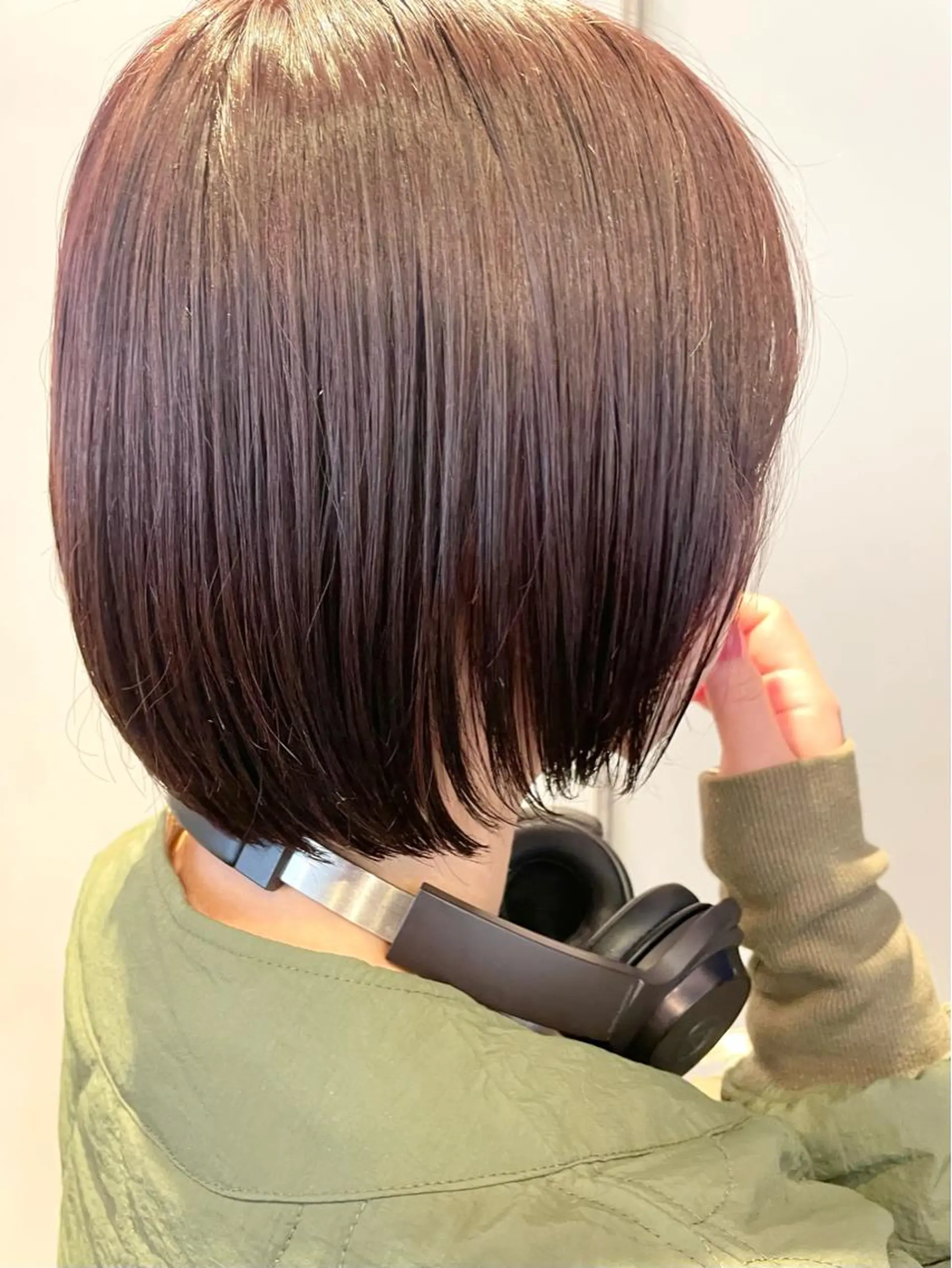 ミディアム カラー ボブ カット ヘアカラー トリートメント レイヤー／似合わせ TAKUYAのヘアスタイル