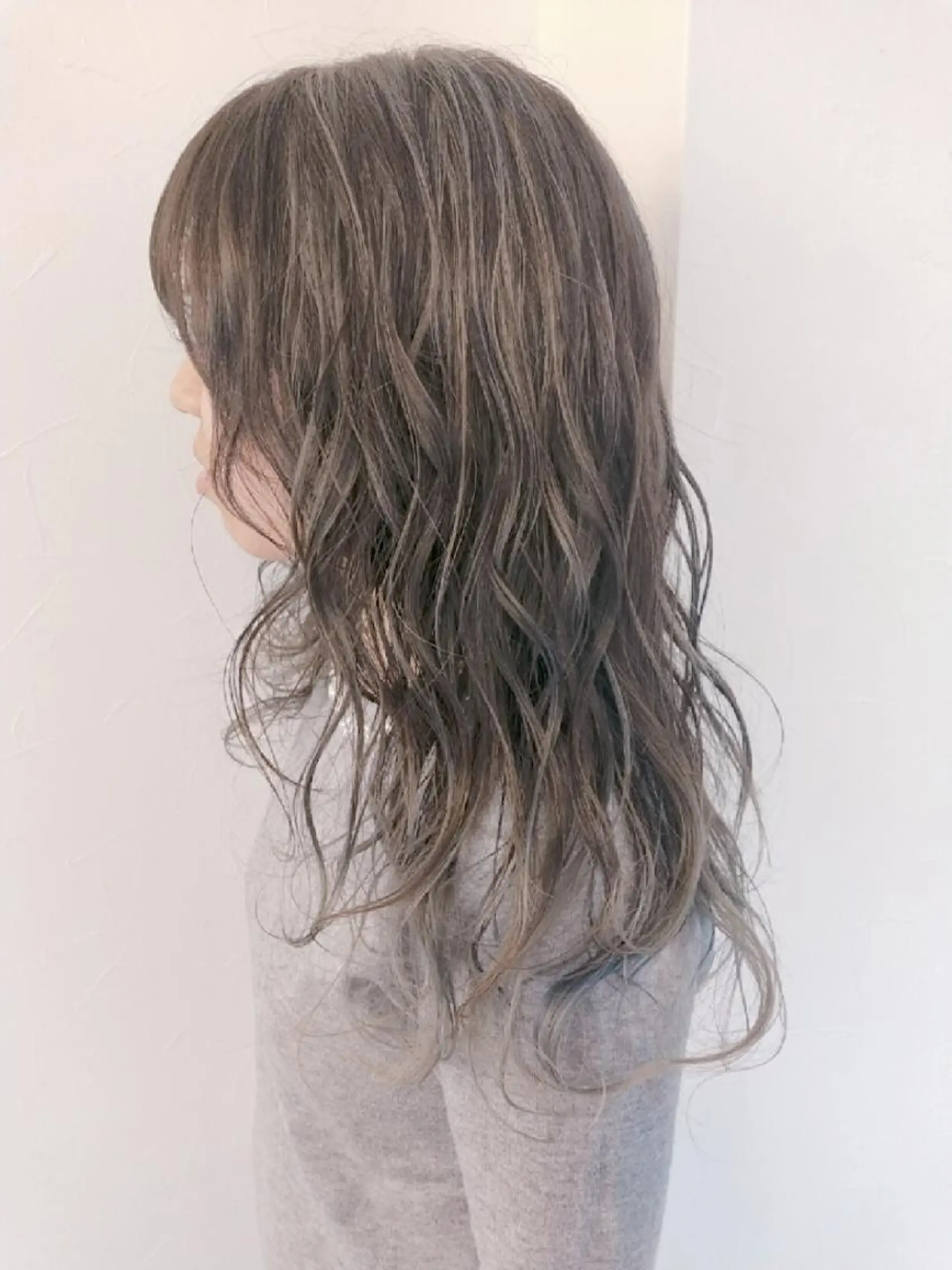 ロング カラー バレイヤージュ ブリーチ ダブルカラー グラデーションカラー ハイライトカラー デザインカラー 髪質改善Lilithのその他イメージ