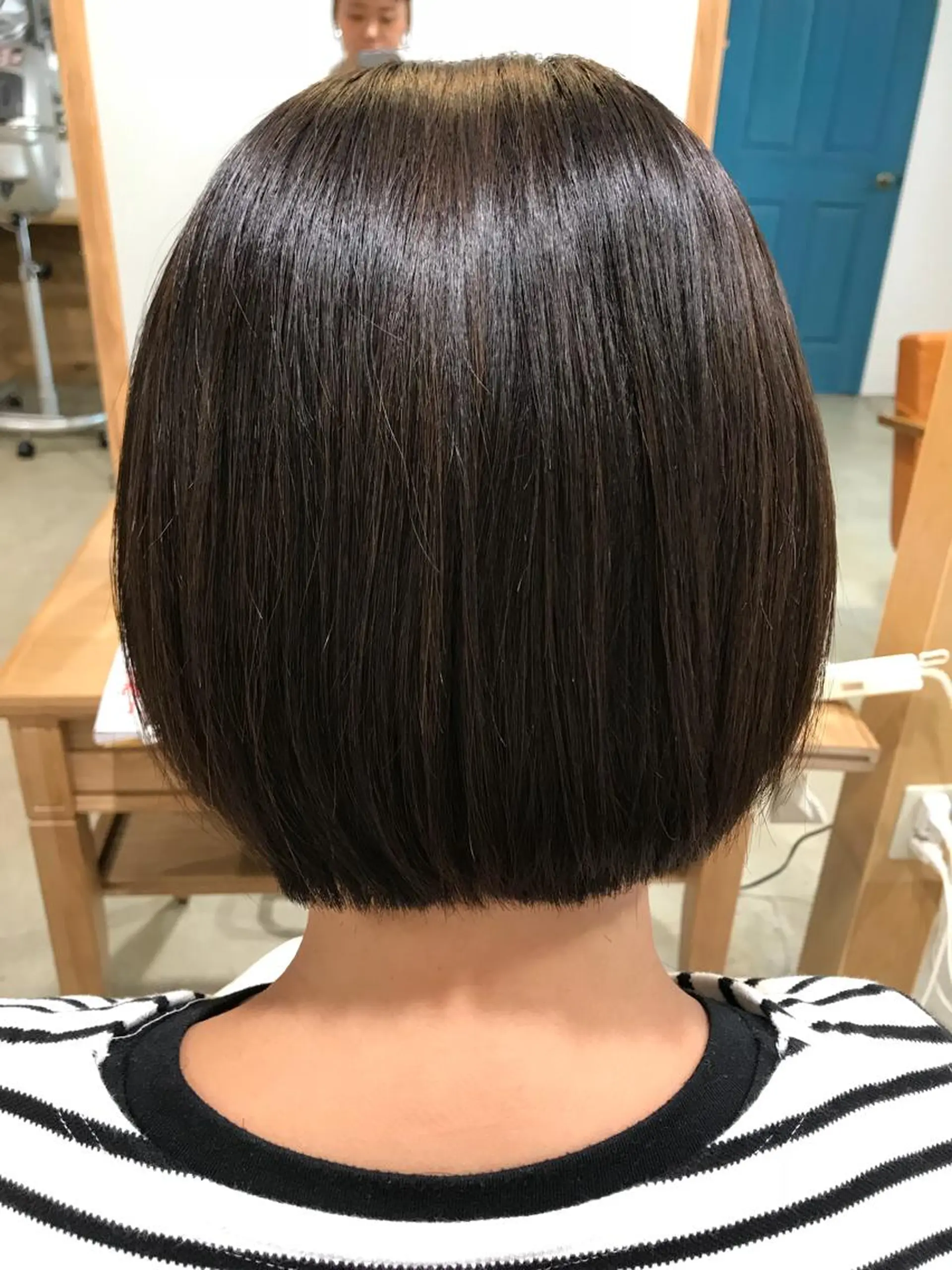 ショート 暖色カラー🍊 ボブ🌿顔周りcutのヘアスタイル