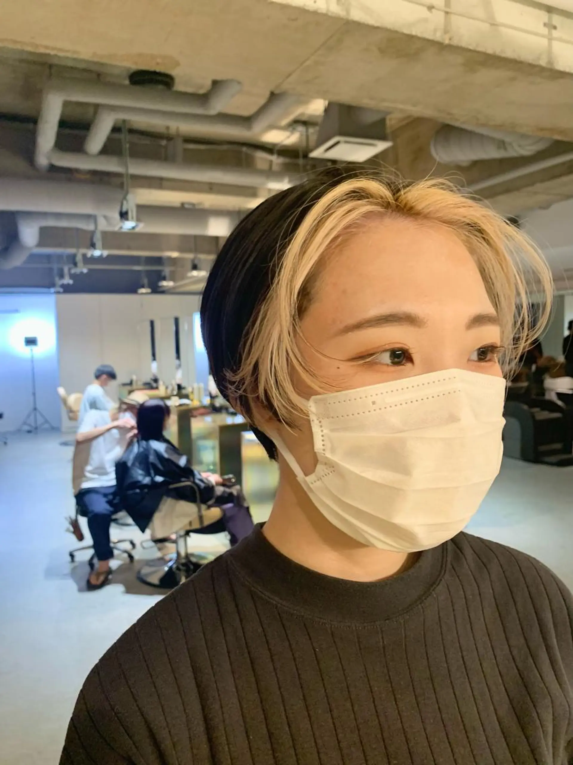 ショート カラー ヘアカラー トリートメント よしだ とおいのヘアスタイル