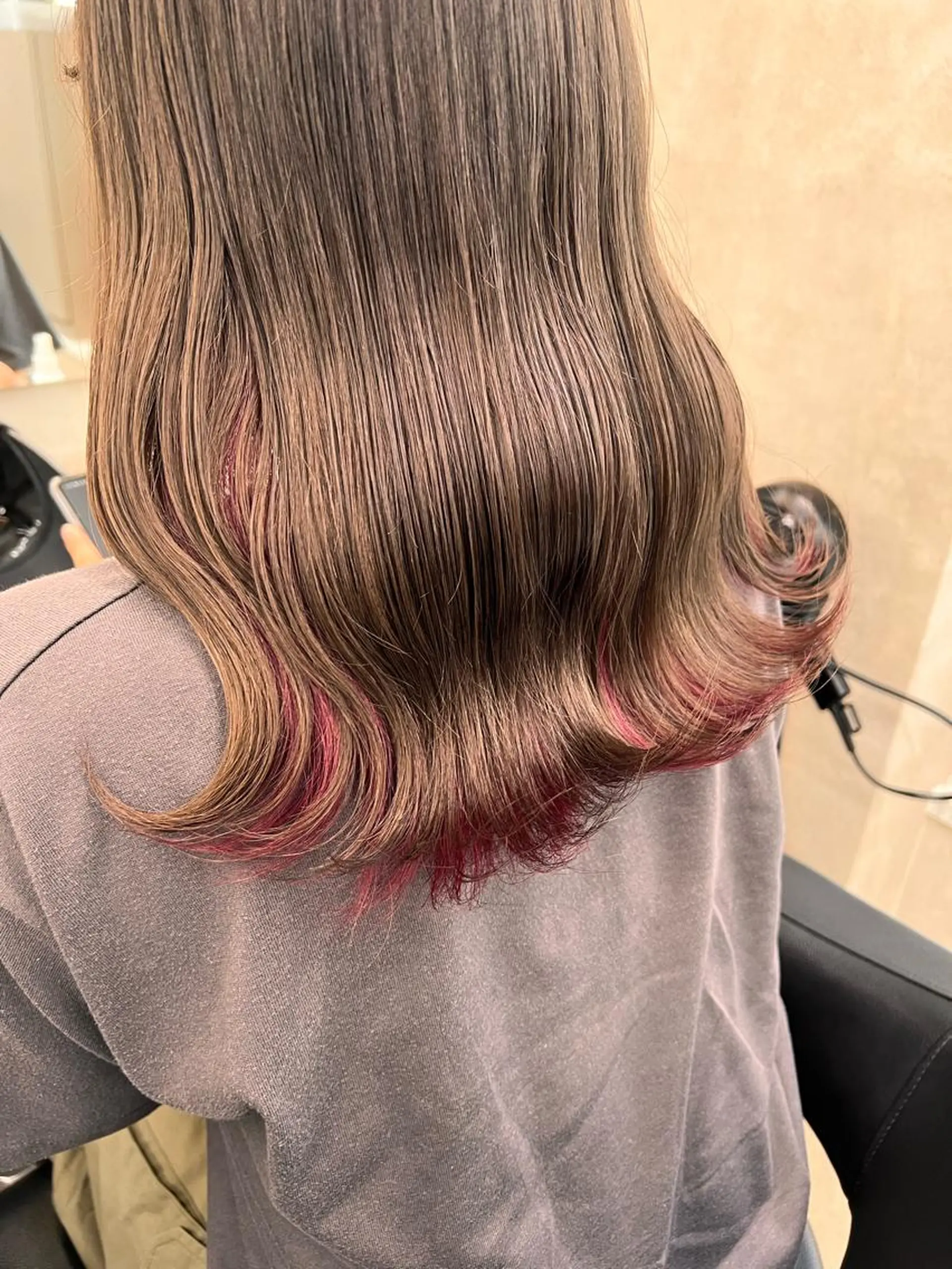 セミロング 💖札幌カラー 指名No.1💖玲奈のヘアスタイル