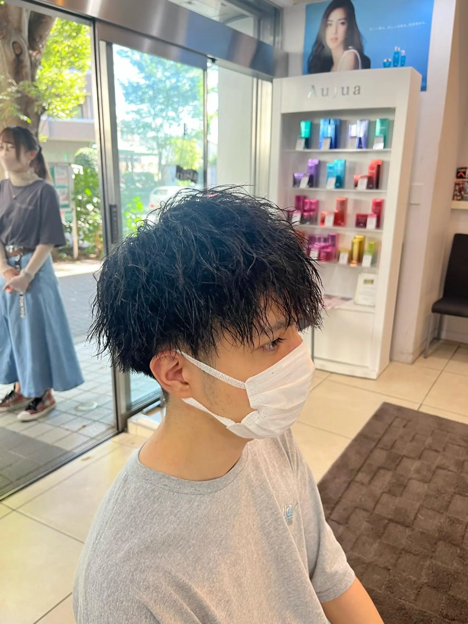 ショート パーマ メンズ マッシュ カット パーマ 韓国メンズヘア/ 毛流れヘア　須田龍世のヘアスタイル