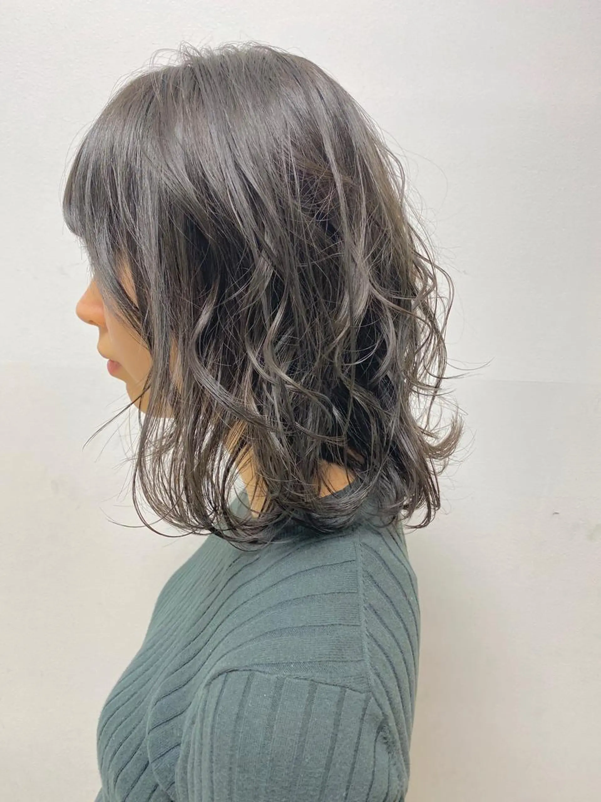 ミディアム カラー hair &eye LAWE.店長のヘアスタイル