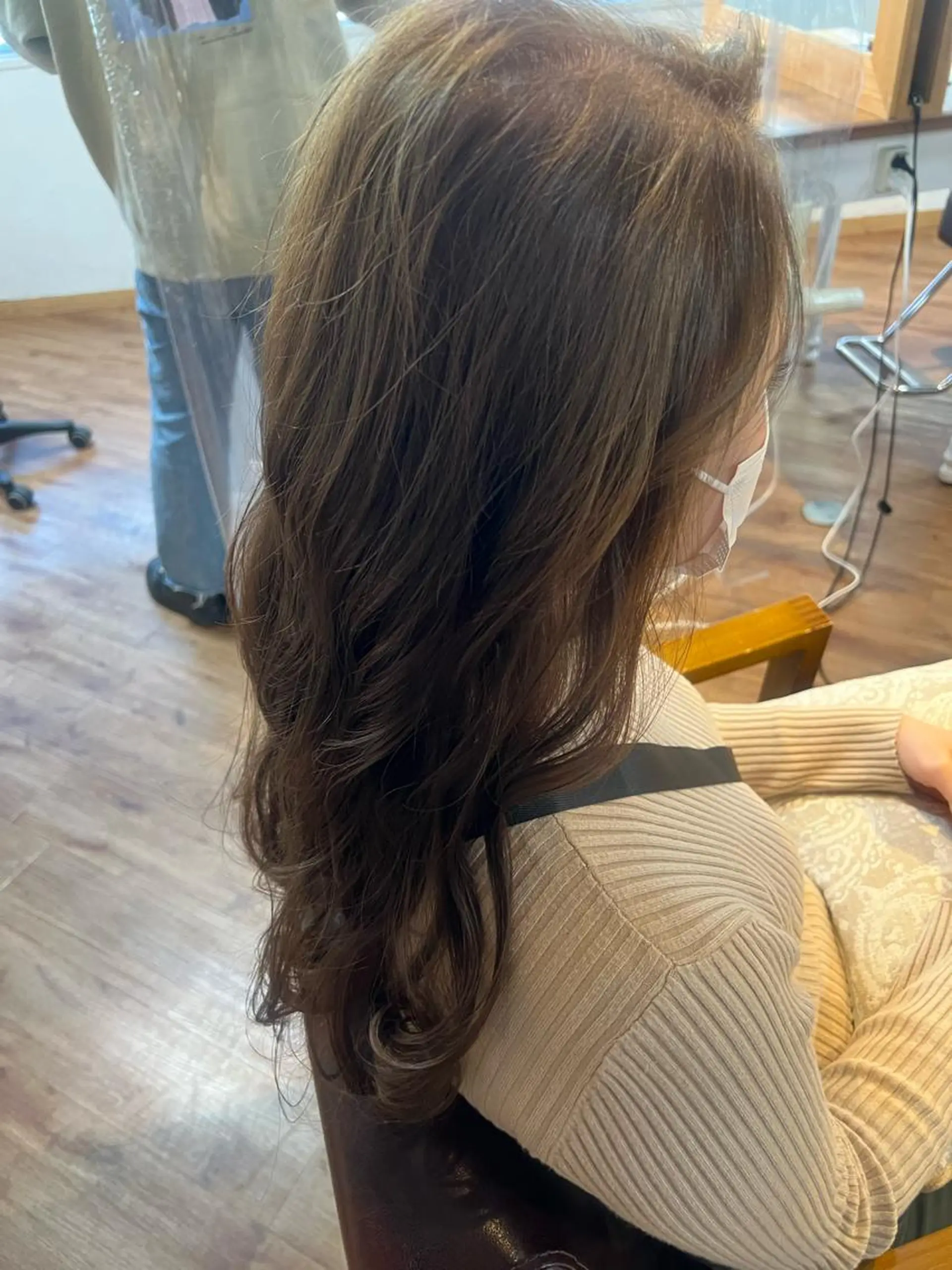 ロング ヘアカラー トリートメント Topstylist YUKIのヘアスタイル