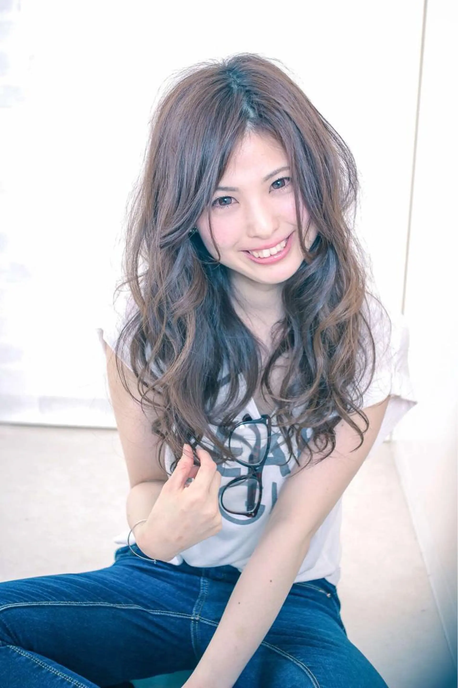 ロング 伊藤 裕貴のヘアスタイル