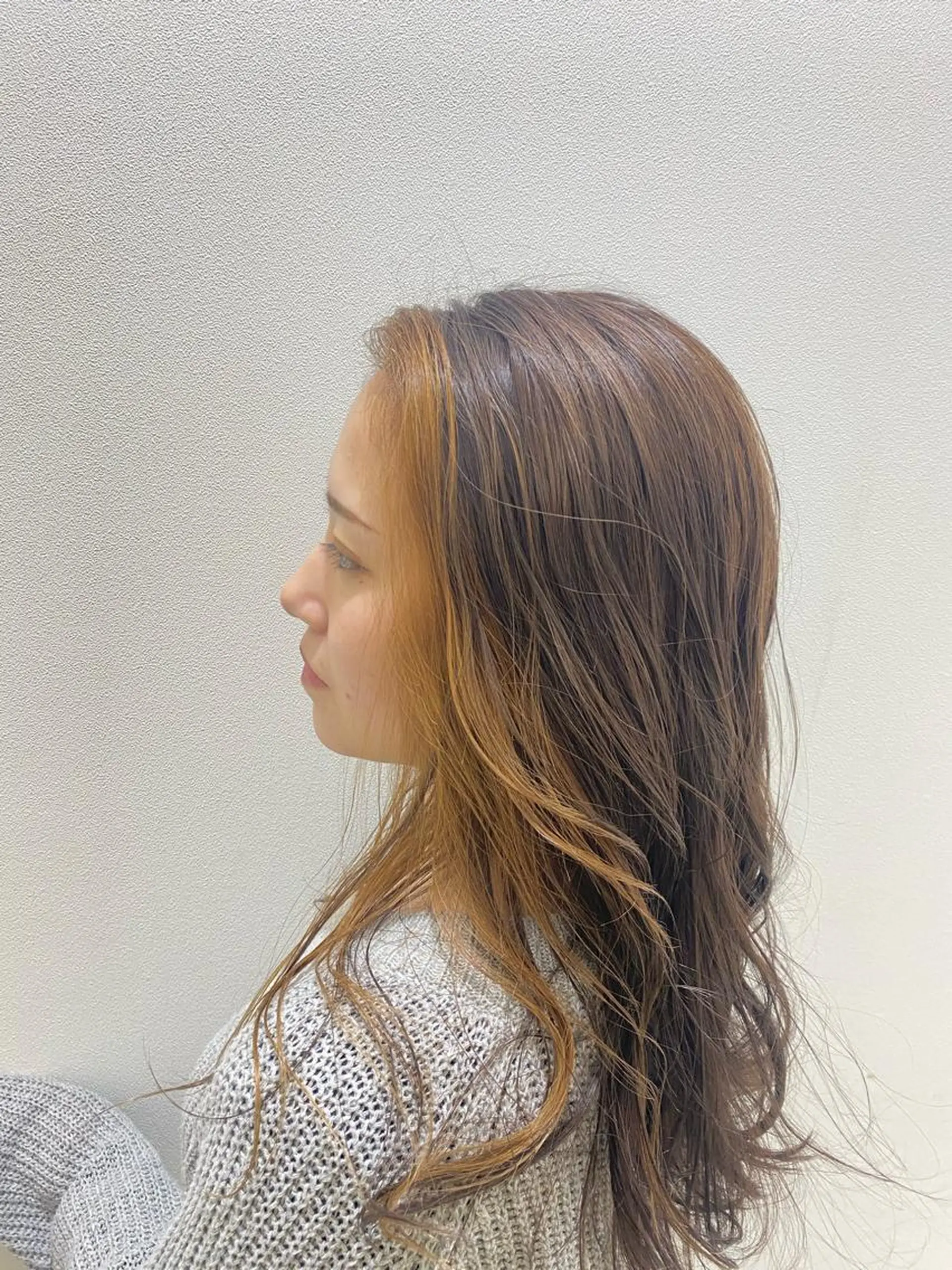 カラー ヘアカラー トリートメント 丸山 萌愛のヘアスタイル