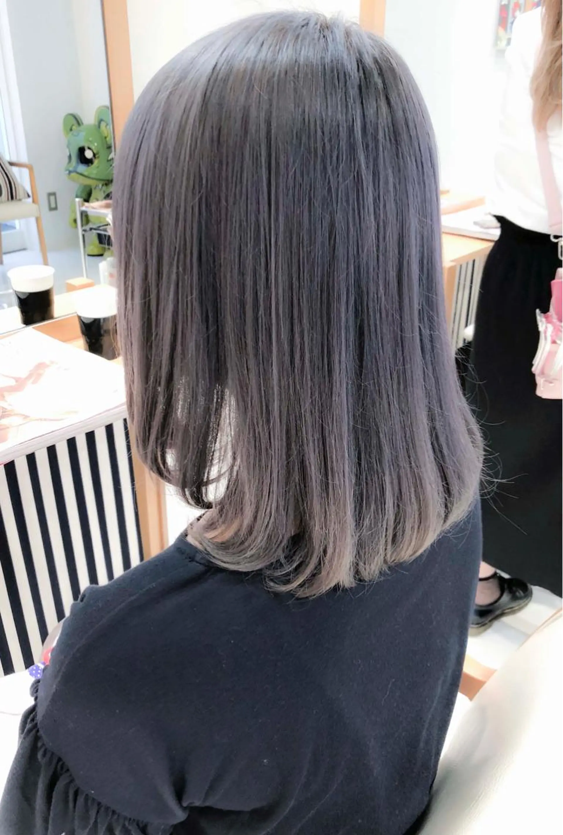 ミディアム カラー アッシュ アッシュグレー アッシュグレージュ 透明感カラー グレージュ モテ髪透明感❤️ デイズヘアカラーのヘアスタイル