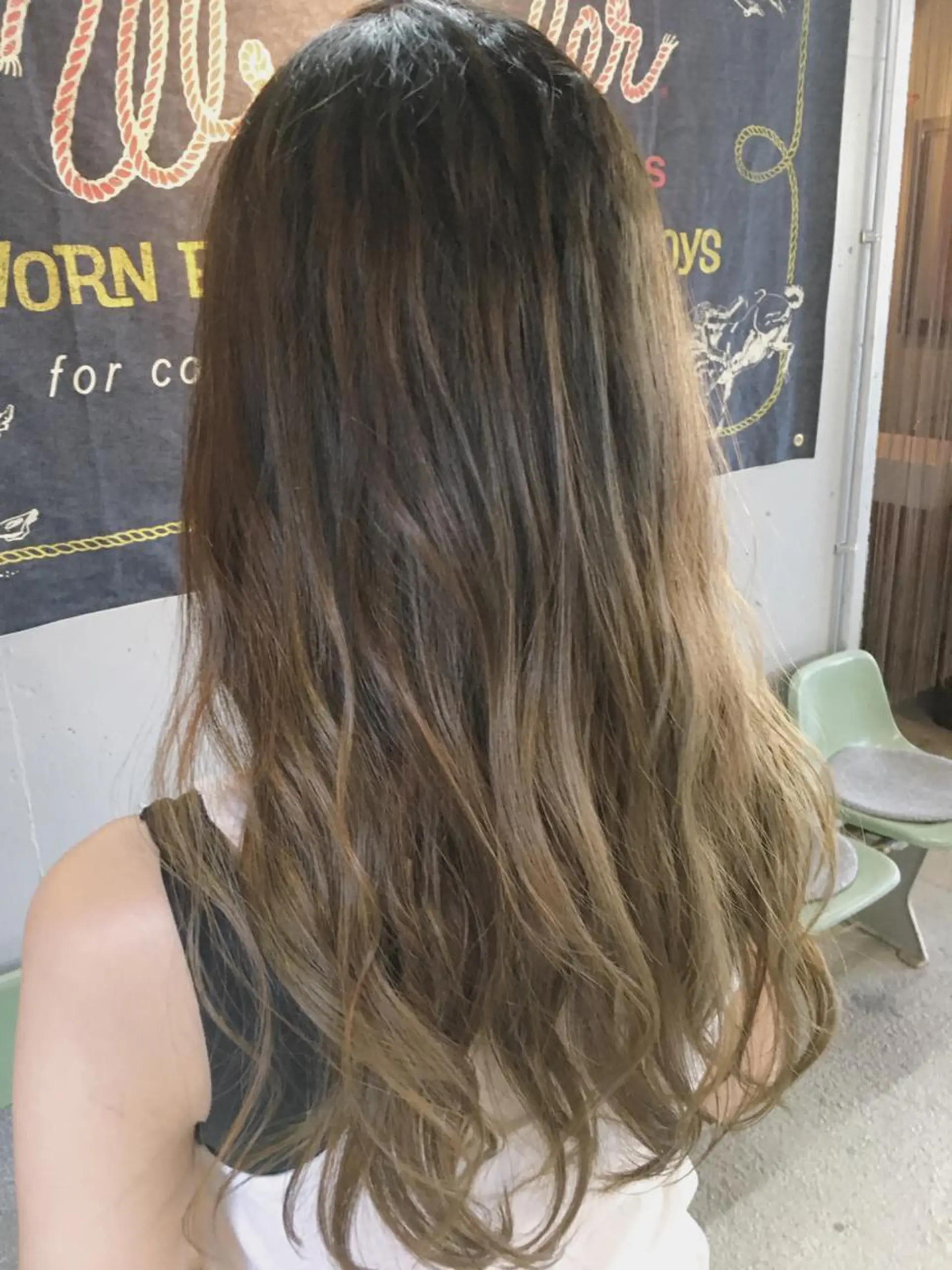 ロング カラー 代表 中島貴志のヘアスタイル