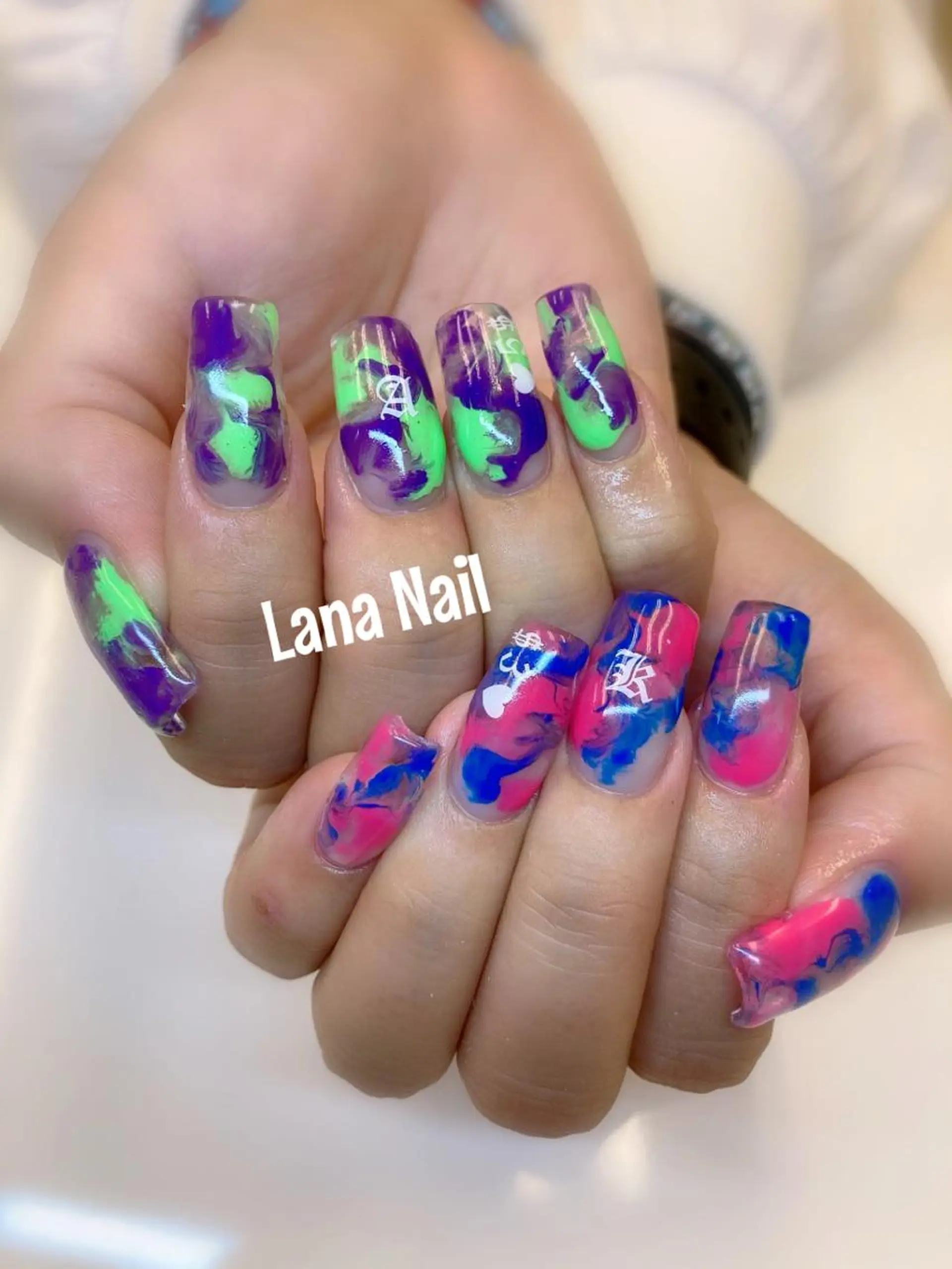 ネイル スカルプネイル Lana Nailのネイルデザイン