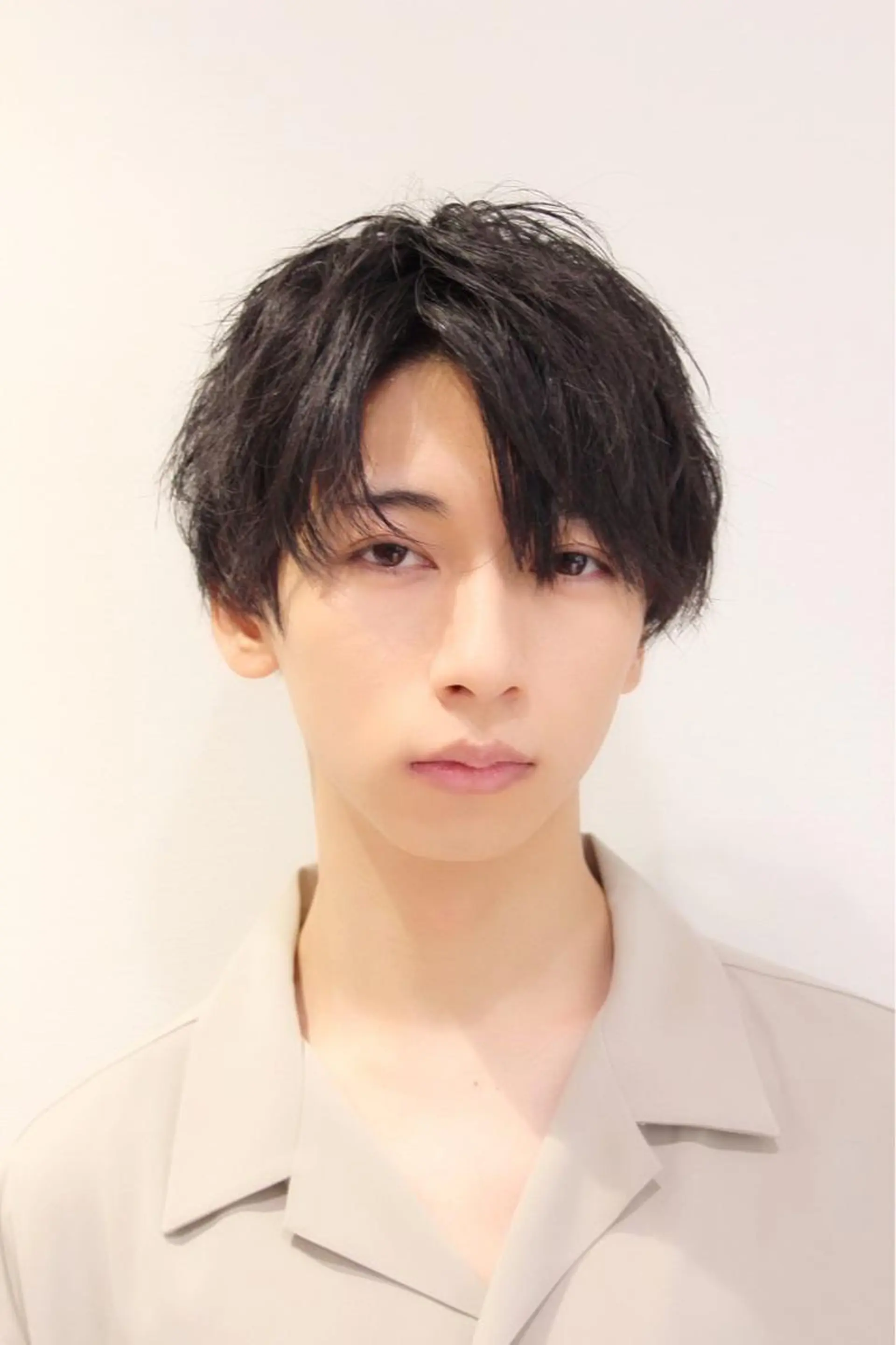 ミディアム カラー パーマ メンズ 【公式】amble luxe池袋東口🩷のヘアスタイル