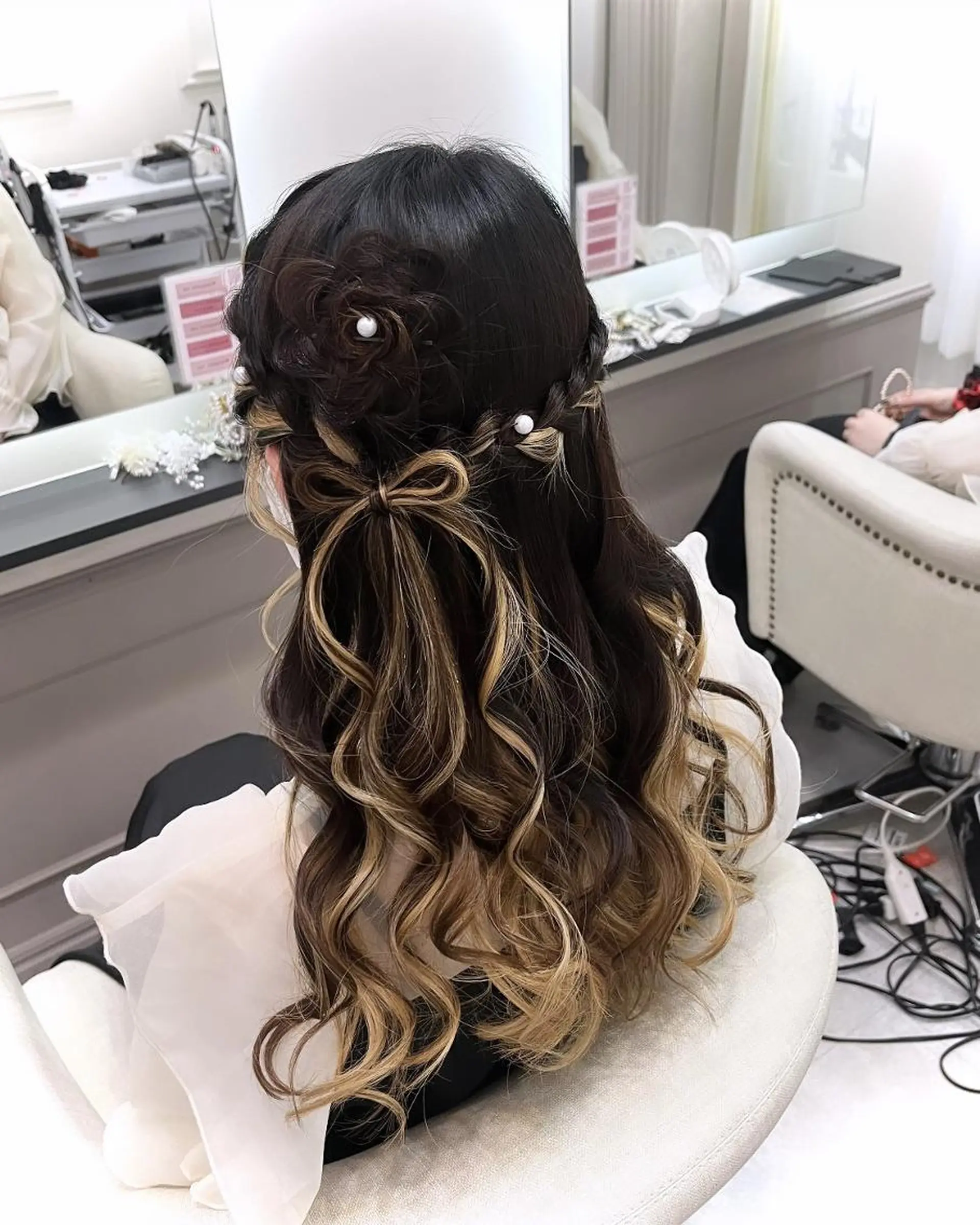 セミロング ヘアアレンジ ハーフアップ ヘアセット lien ヘアサロンリアンのヘアスタイル