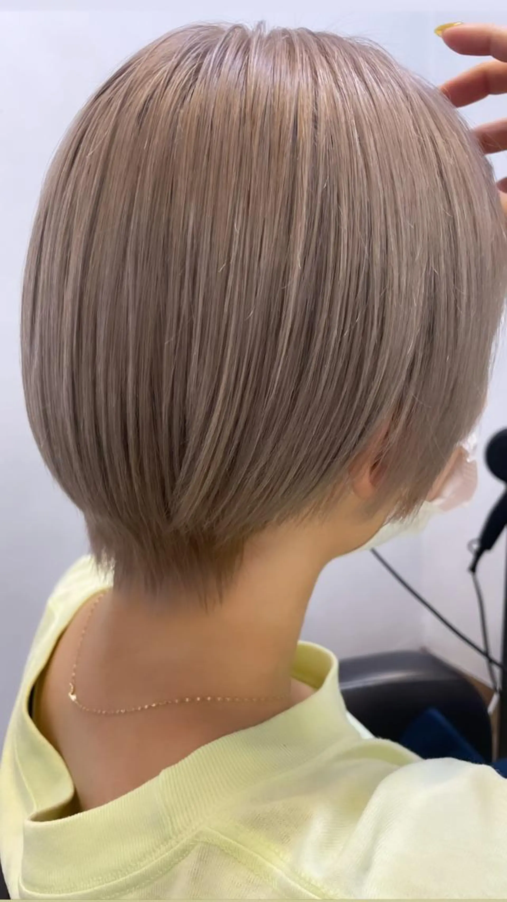 ショート ヘアカラー トリートメント ウルフカット/ボブ りなのヘアスタイル