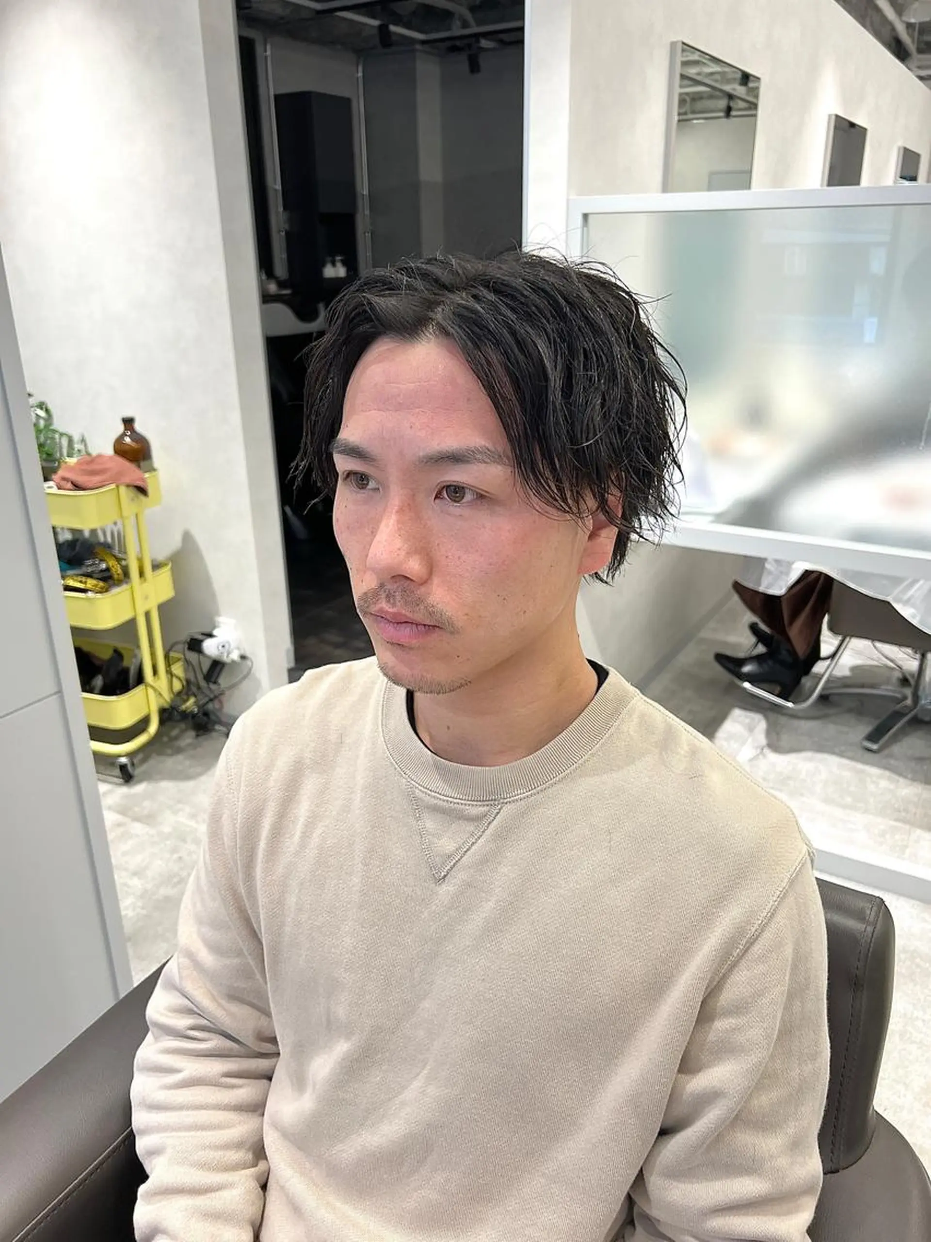 ショート カラー パーマ メンズ 関西センターパート メンズモデル募集のヘアスタイル