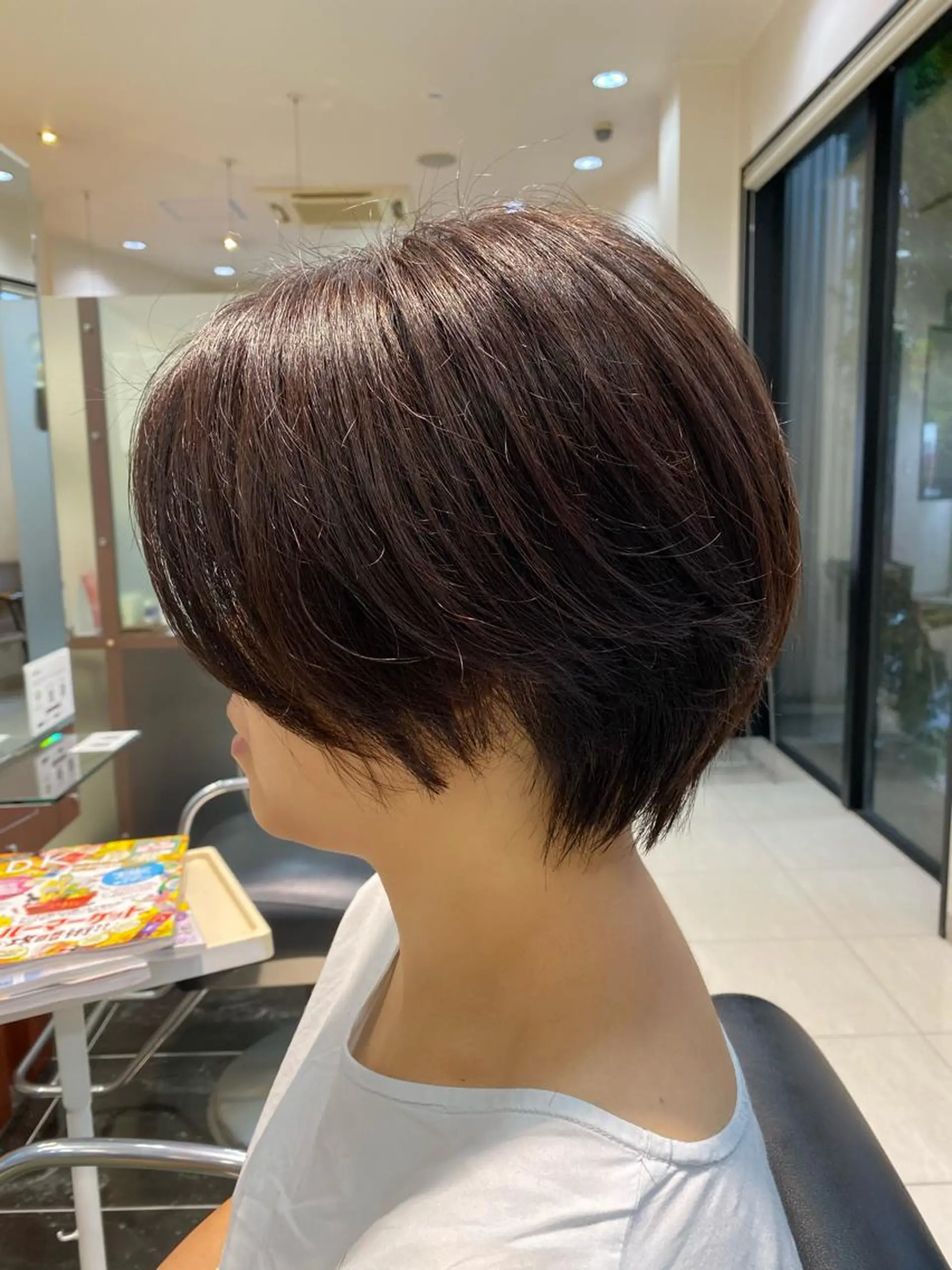 ショート カラー 赤間 飛鳥のヘアスタイル