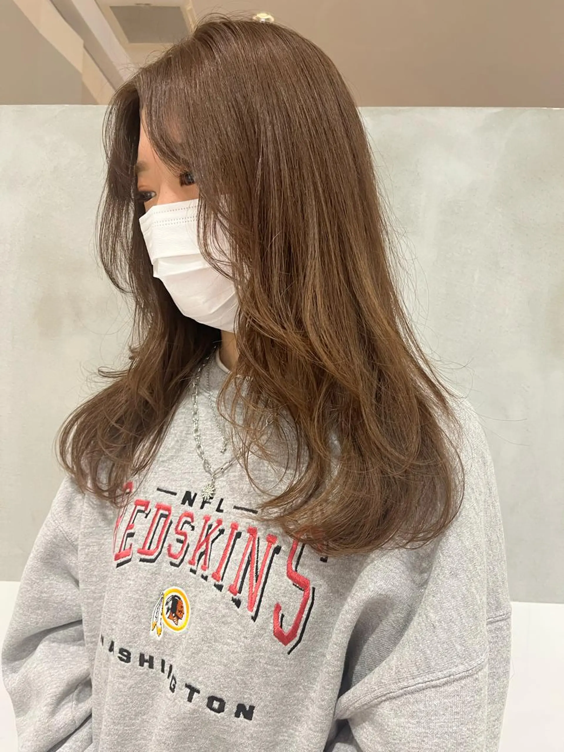 セミロング カラー ベージュカラー ヘアカラー トリートメント ヘアセット minami🪷 暖色カラーのヘアスタイル