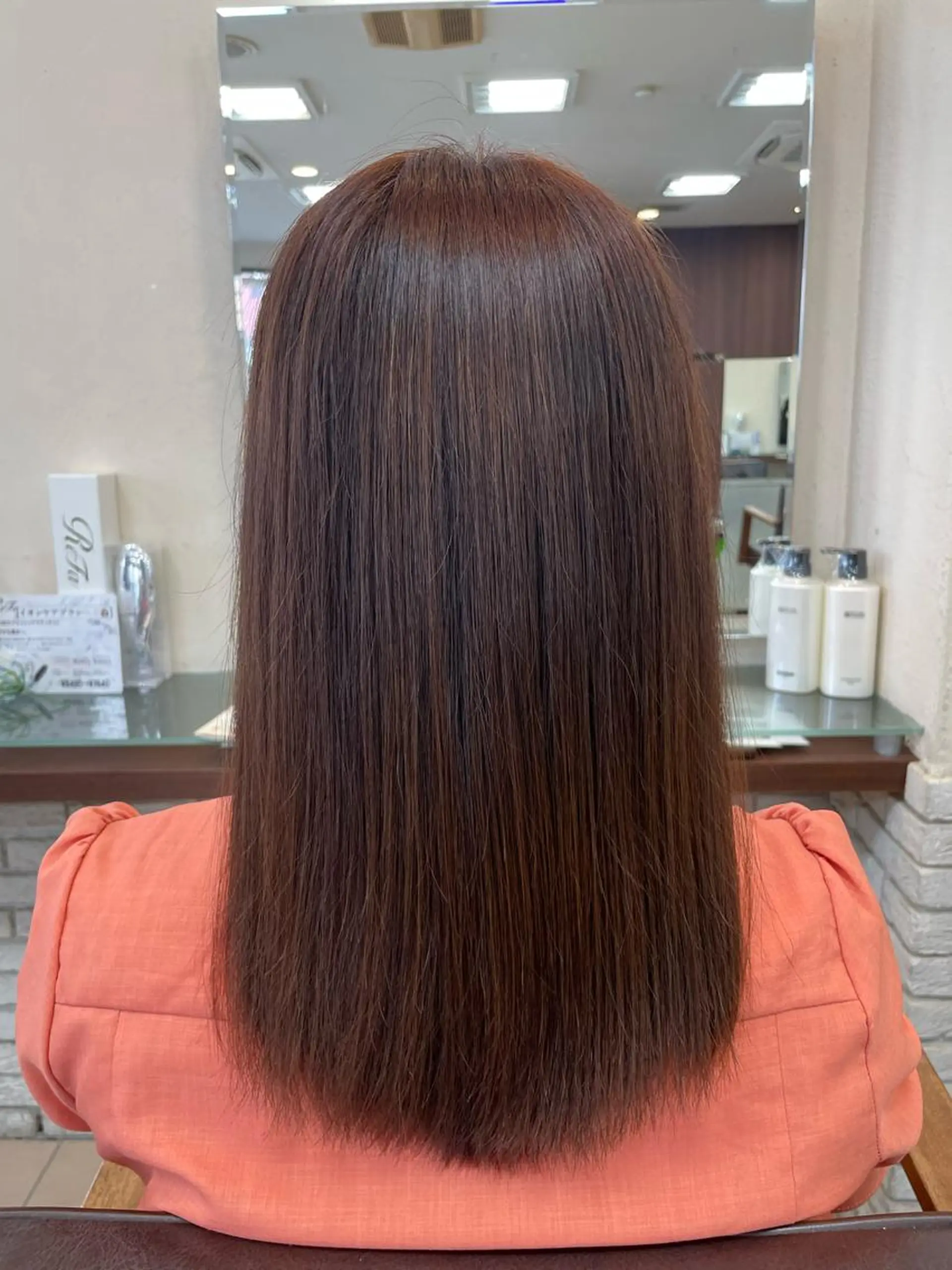 セミロング カラー 北林 秀悟のヘアスタイル