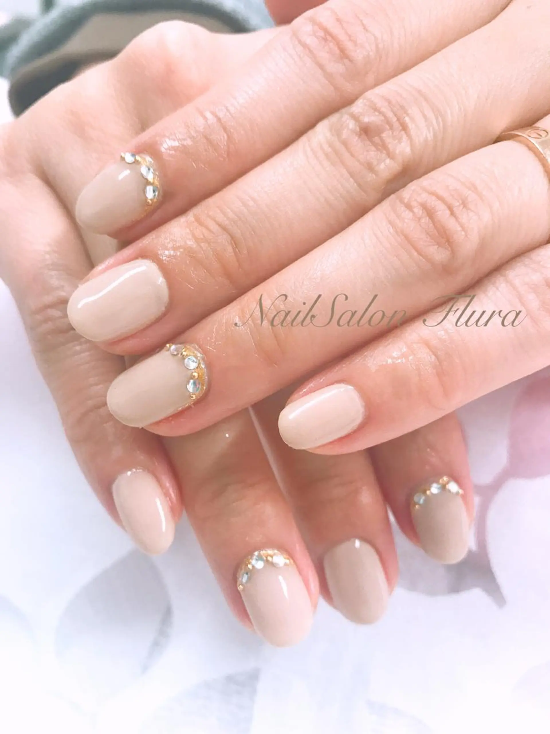 ネイル NailSalon Fluraのネイルデザイン