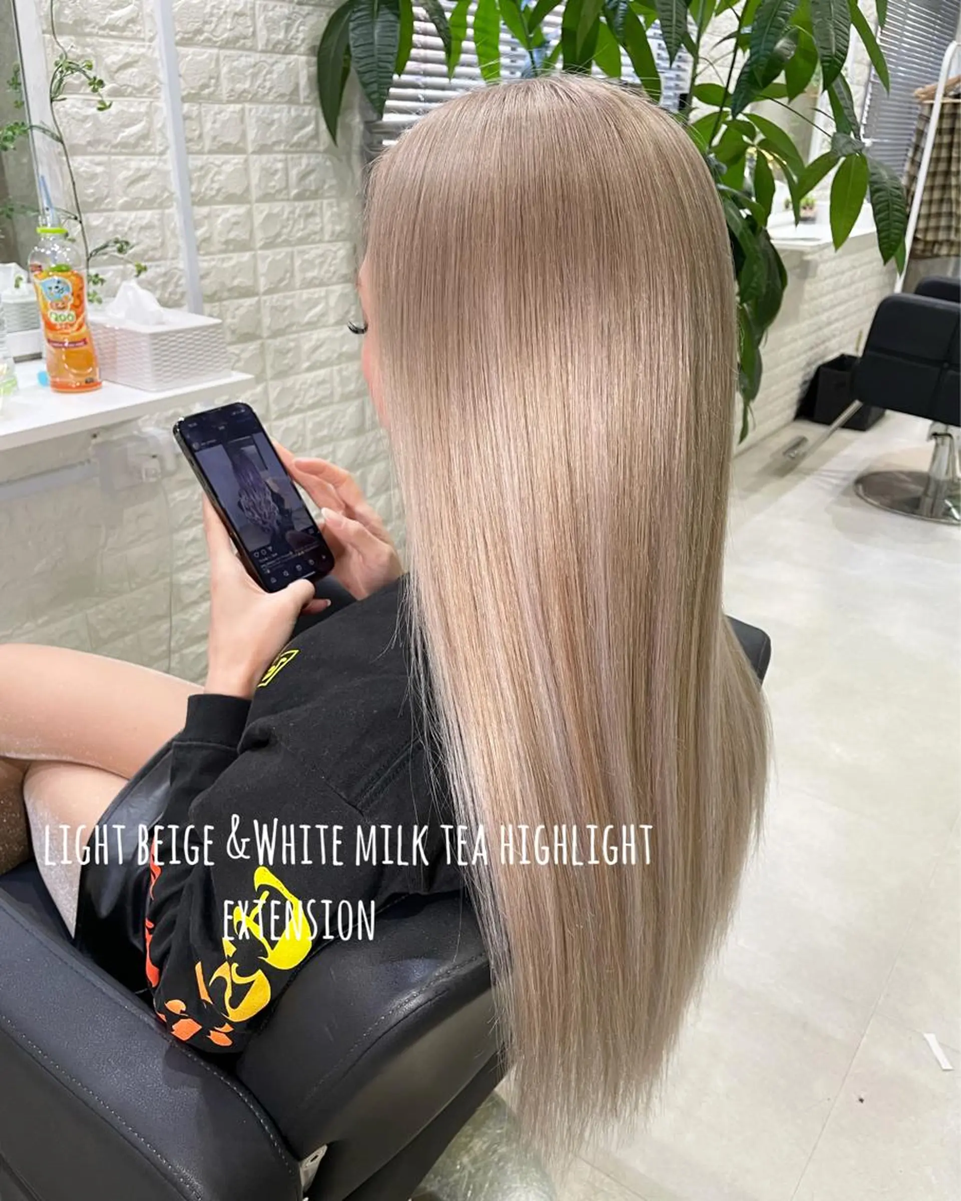 ロング カラー ベージュカラー ハイライトカラー ハイトーンカラー エクステ ハイライト カット ヘアカラー エクステ にしき さんのヘアスタイル