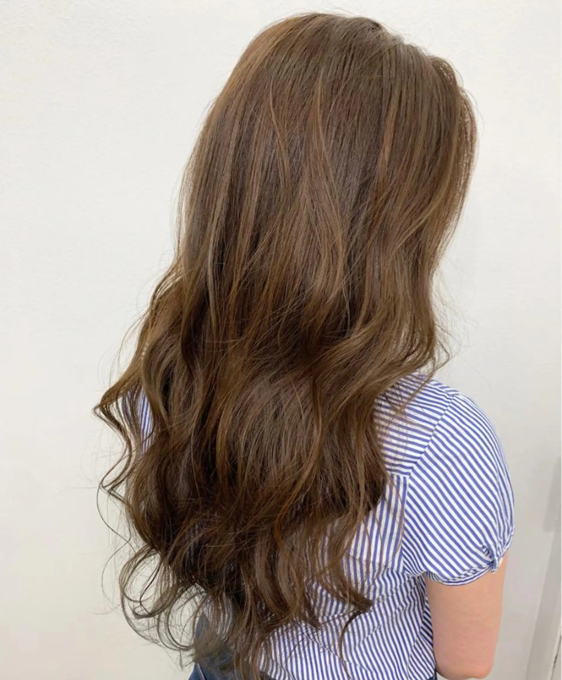 ロング カラー ベージュカラー ブリーチ 透明感カラー ブリーチなしカラー 中目黒🌼 🌼ハナのヘアスタイル