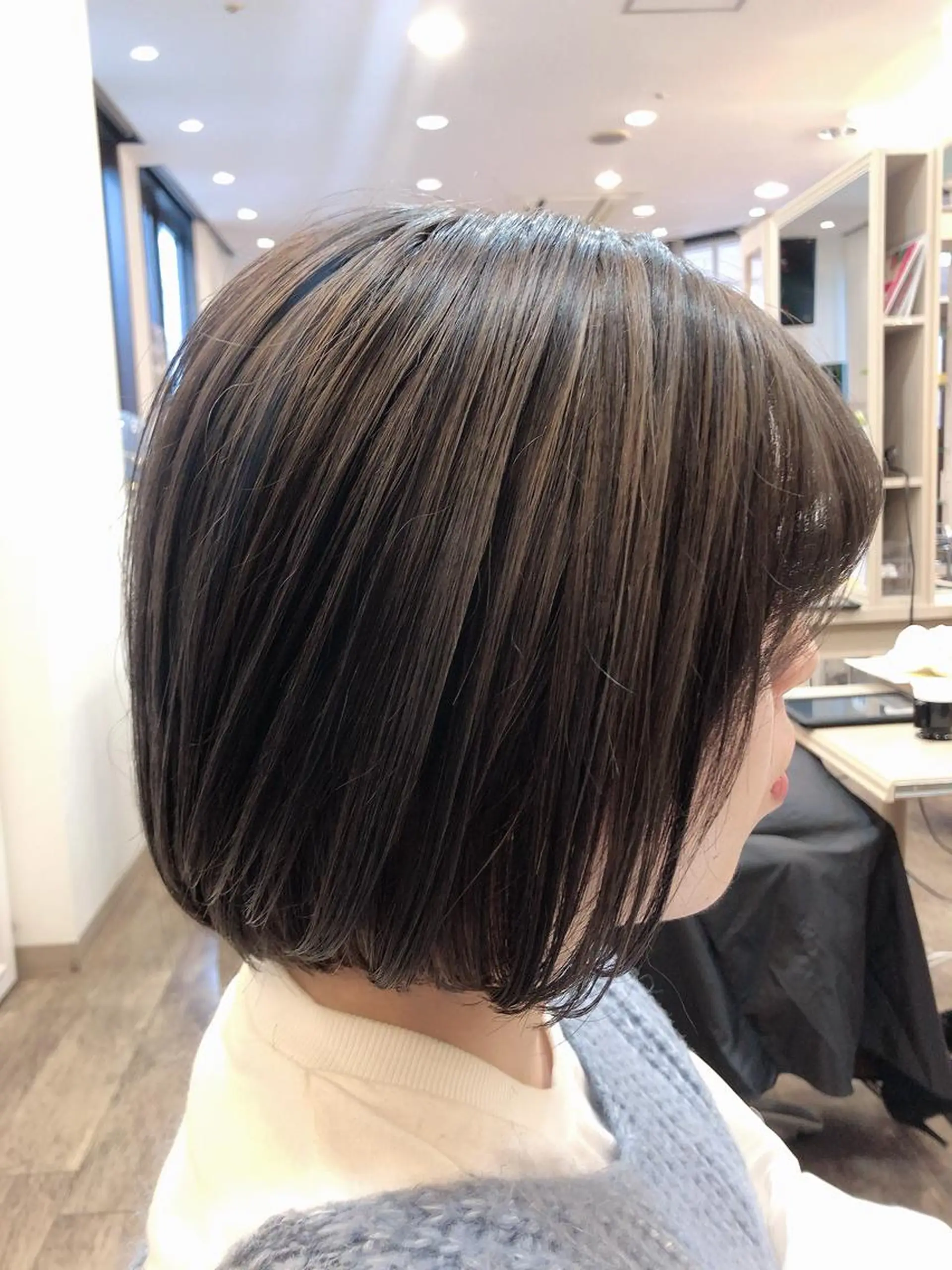 ショート アッシュ ヘアカラー 尚平 40代からの 髪質改善専門のその他イメージ