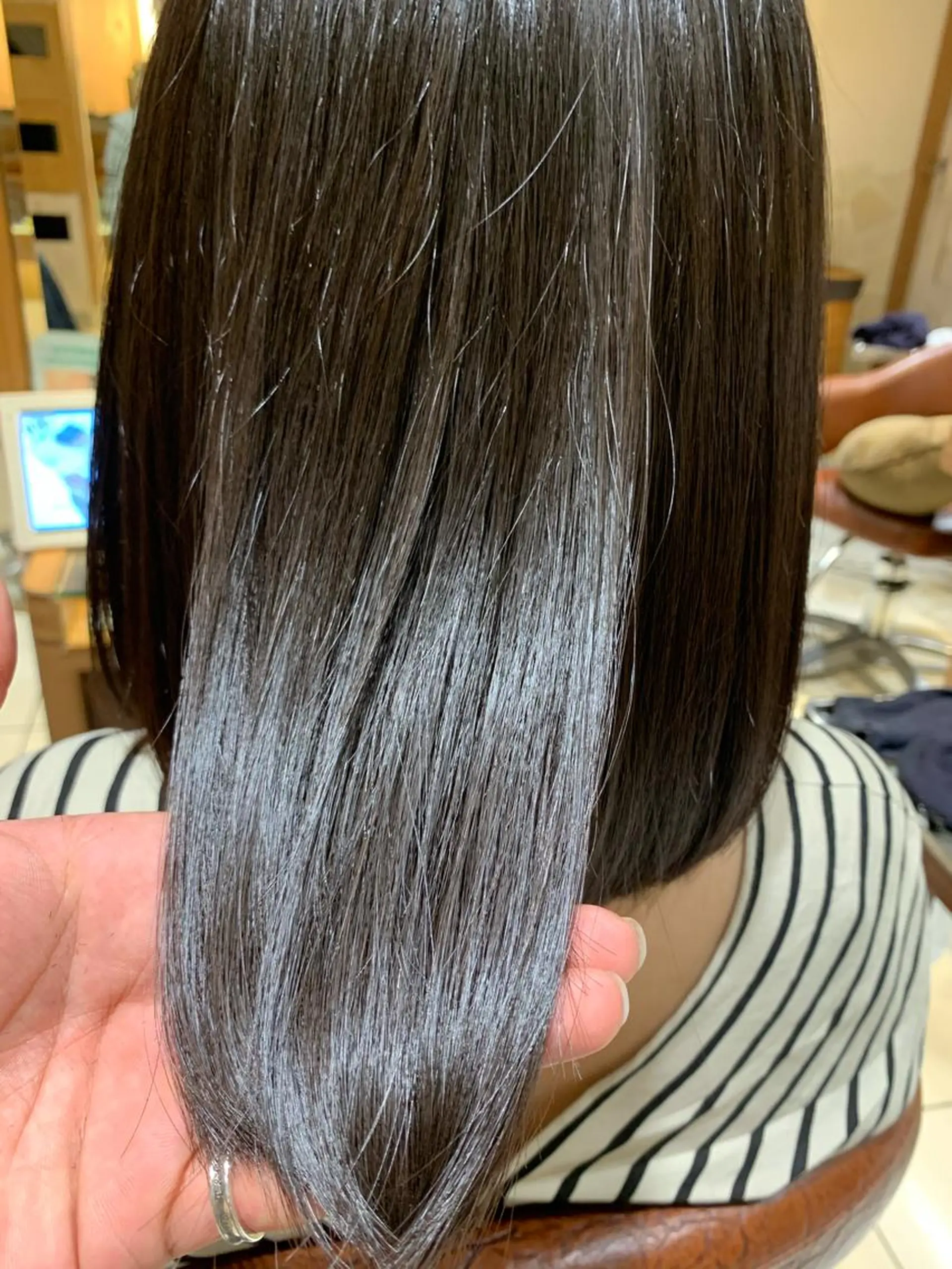 ミディアム 新宿メンズパーマ特化 メンズバレイヤージュのヘアスタイル