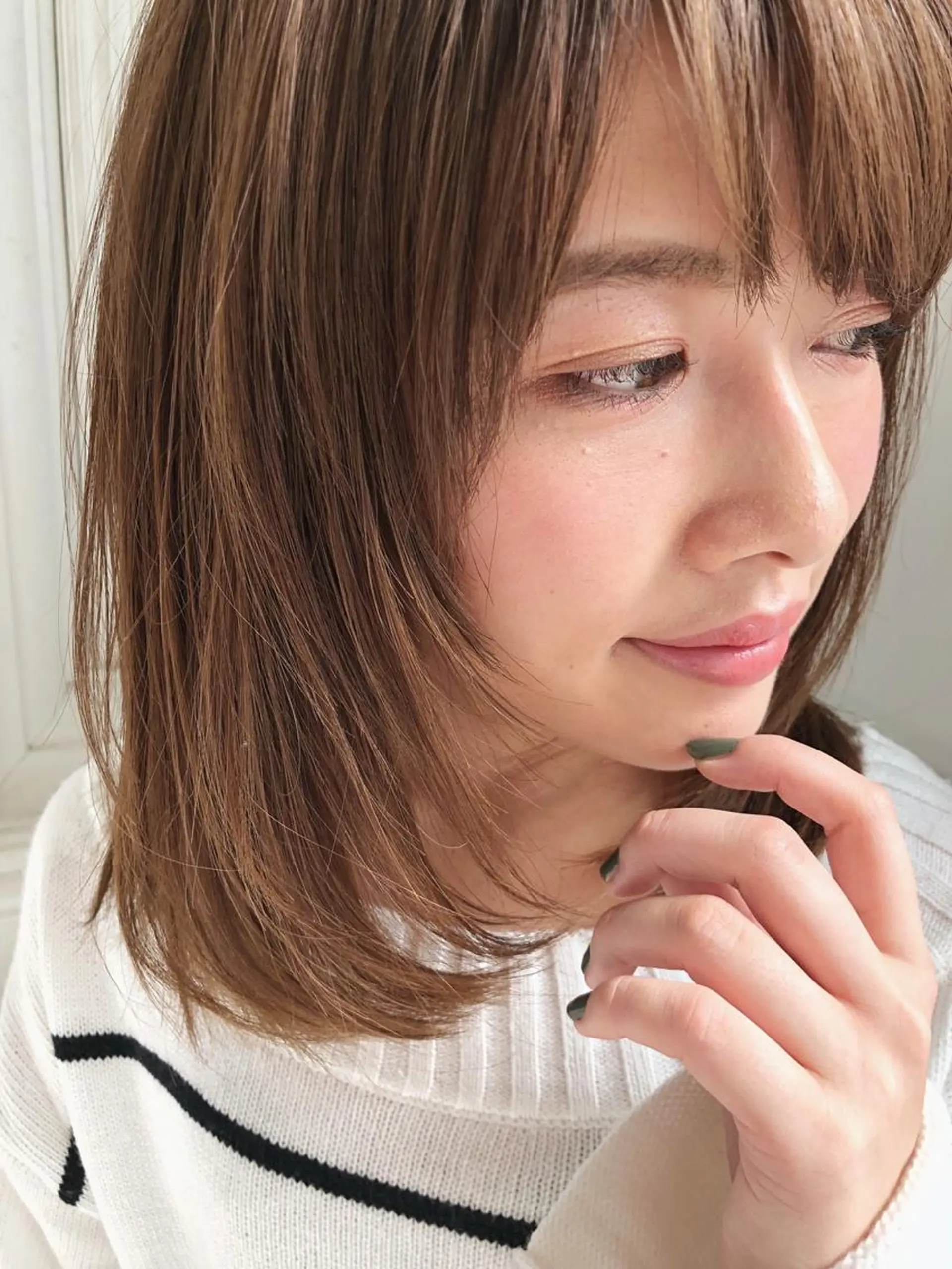 ミディアム レイヤーカット 沖 宜志のヘアスタイル