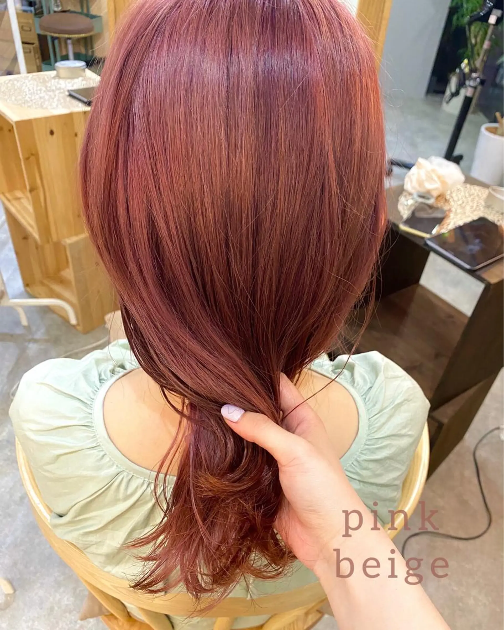 セミロング カラー ヘアアレンジ ベージュカラー ピンクカラー ピンクベージュ ヘアカラー ボブ /ニュアンス/ satomi🧸💖のヘアスタイル