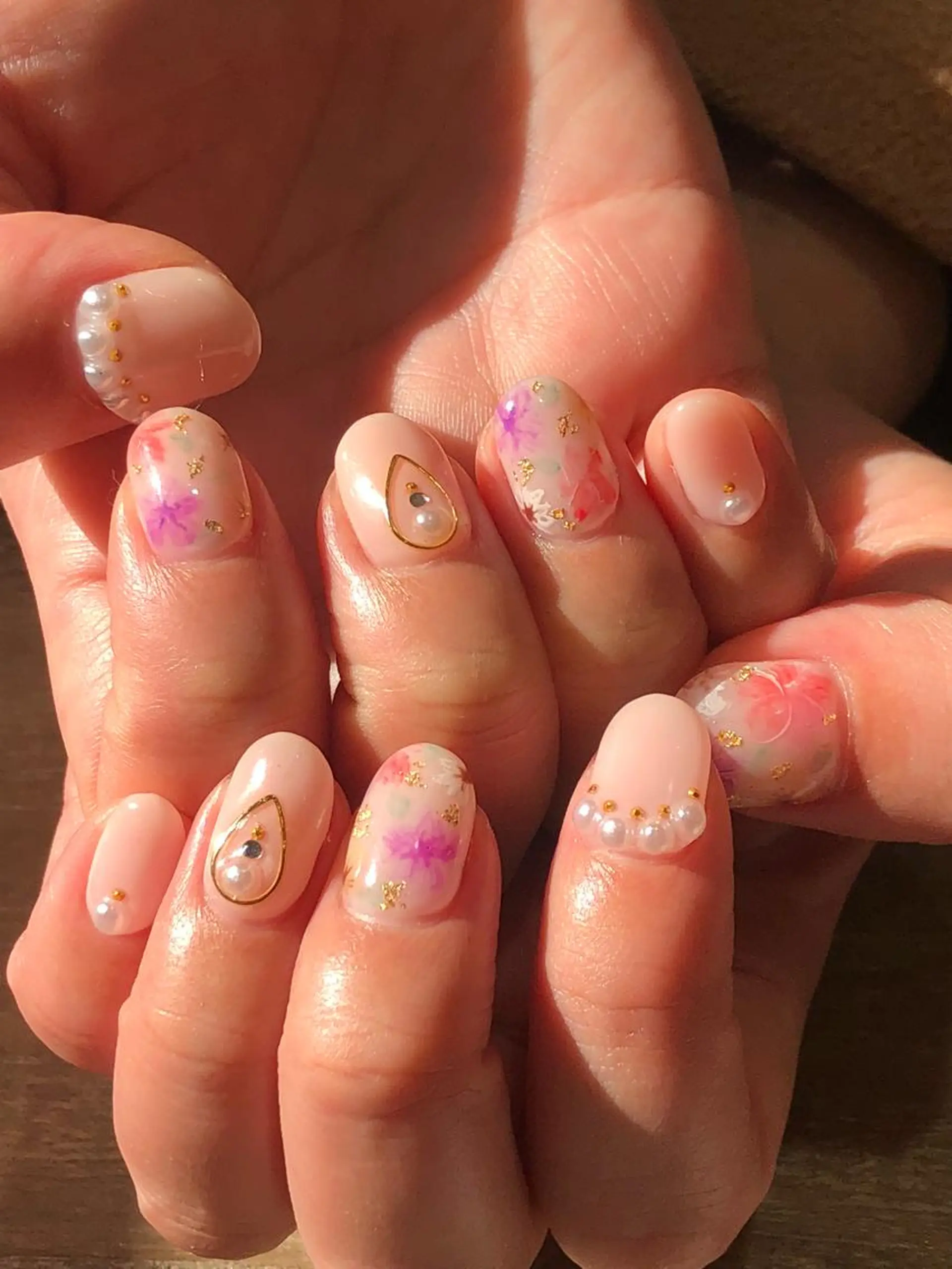 ネイル Nest 三田のマツエク・マツパデザイン