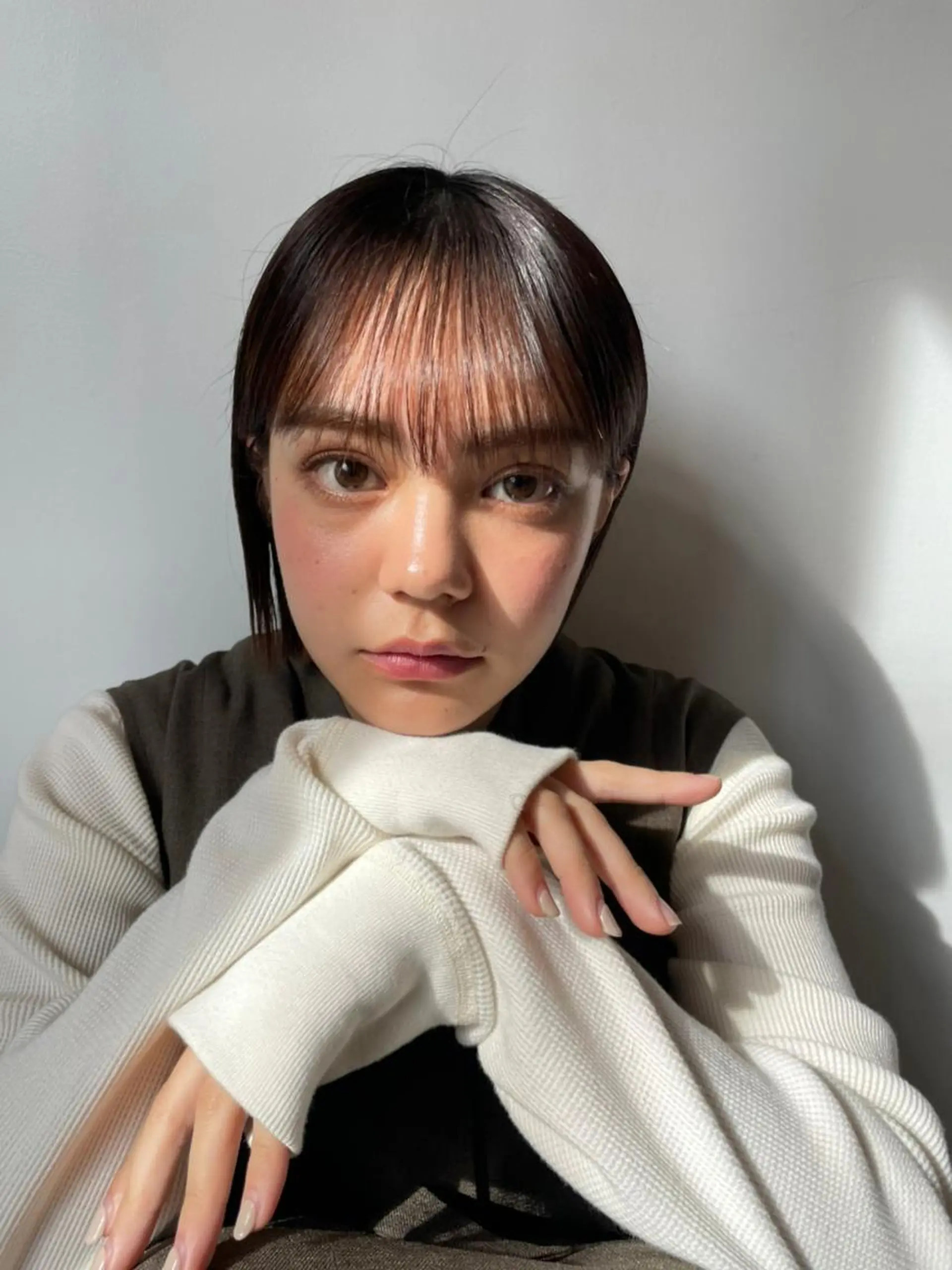 ミディアム カラー パーマ ショートボブ アディクシーカラー ブリーチ ブロンド ブルーカラー カット ヘアカラー トリートメント CEINE PATHのヘアスタイル