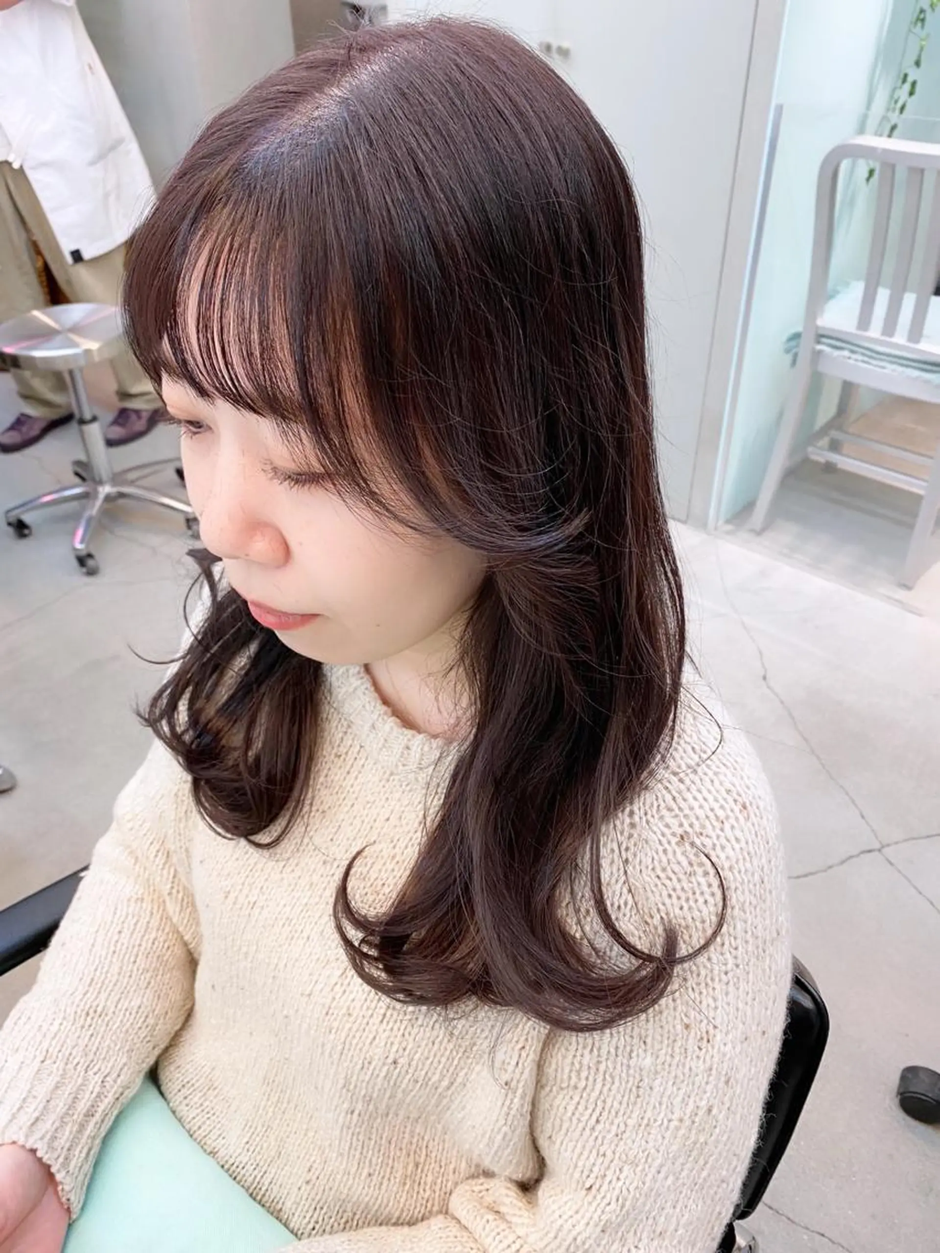 ミディアム カラー カット ヘアカラー トリートメント 岡野 静華のヘアスタイル