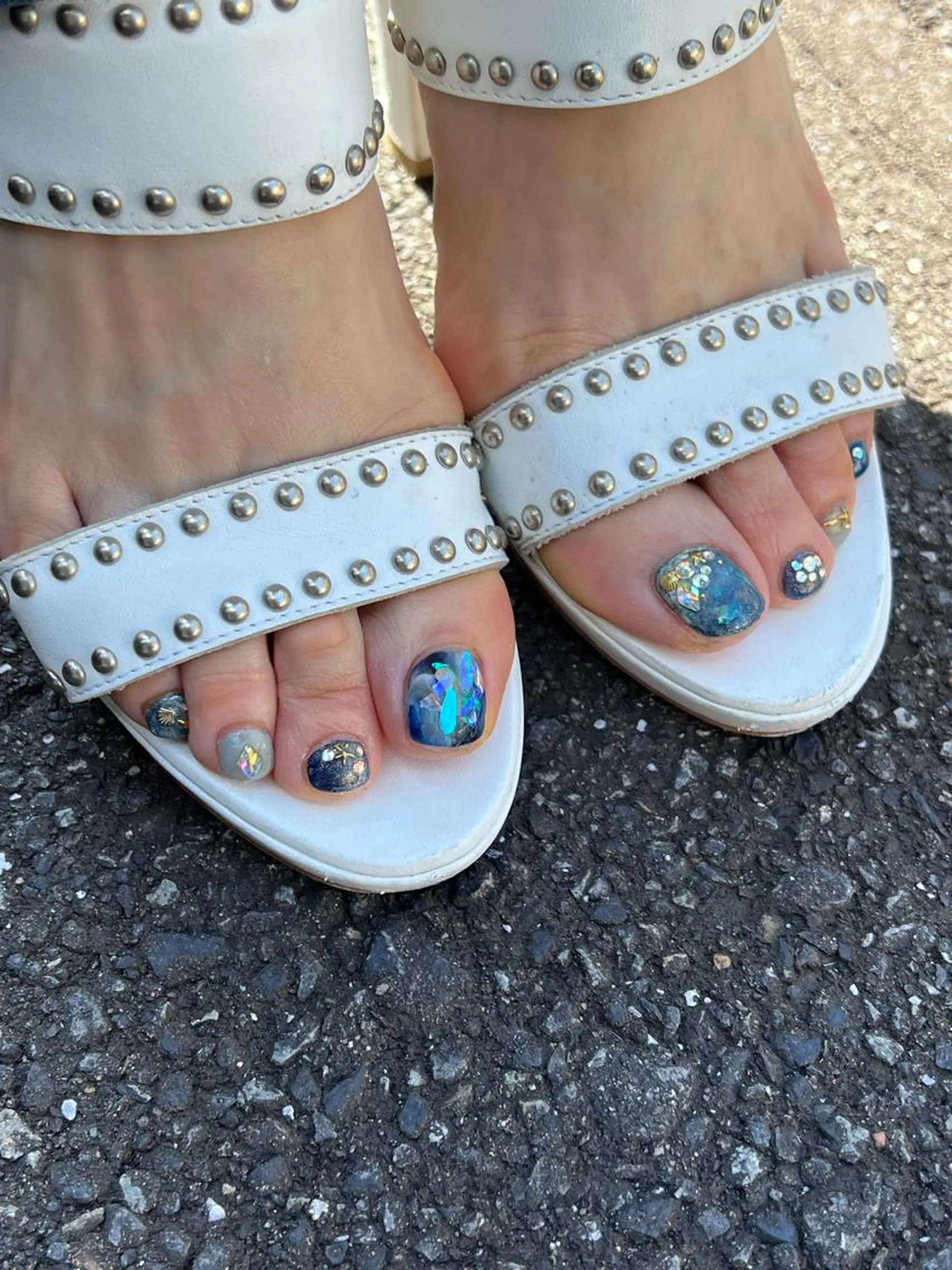 ネイル フットネイル キラキラネイル フットネイル & nudge nail所属・&nudgenail 本多のネイルデザイン