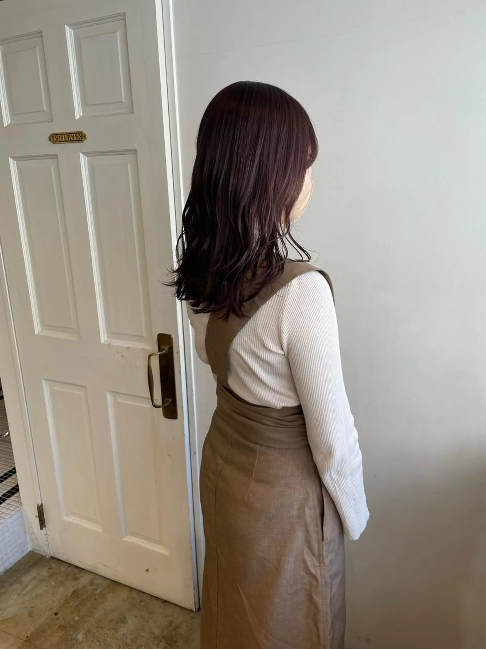 ミディアム カラー ラベンダーカラー ラベンダーピンク ピンクカラー カット ヘアカラー トリートメント MIOベージュカラー 柔らかいカラーのヘアスタイル