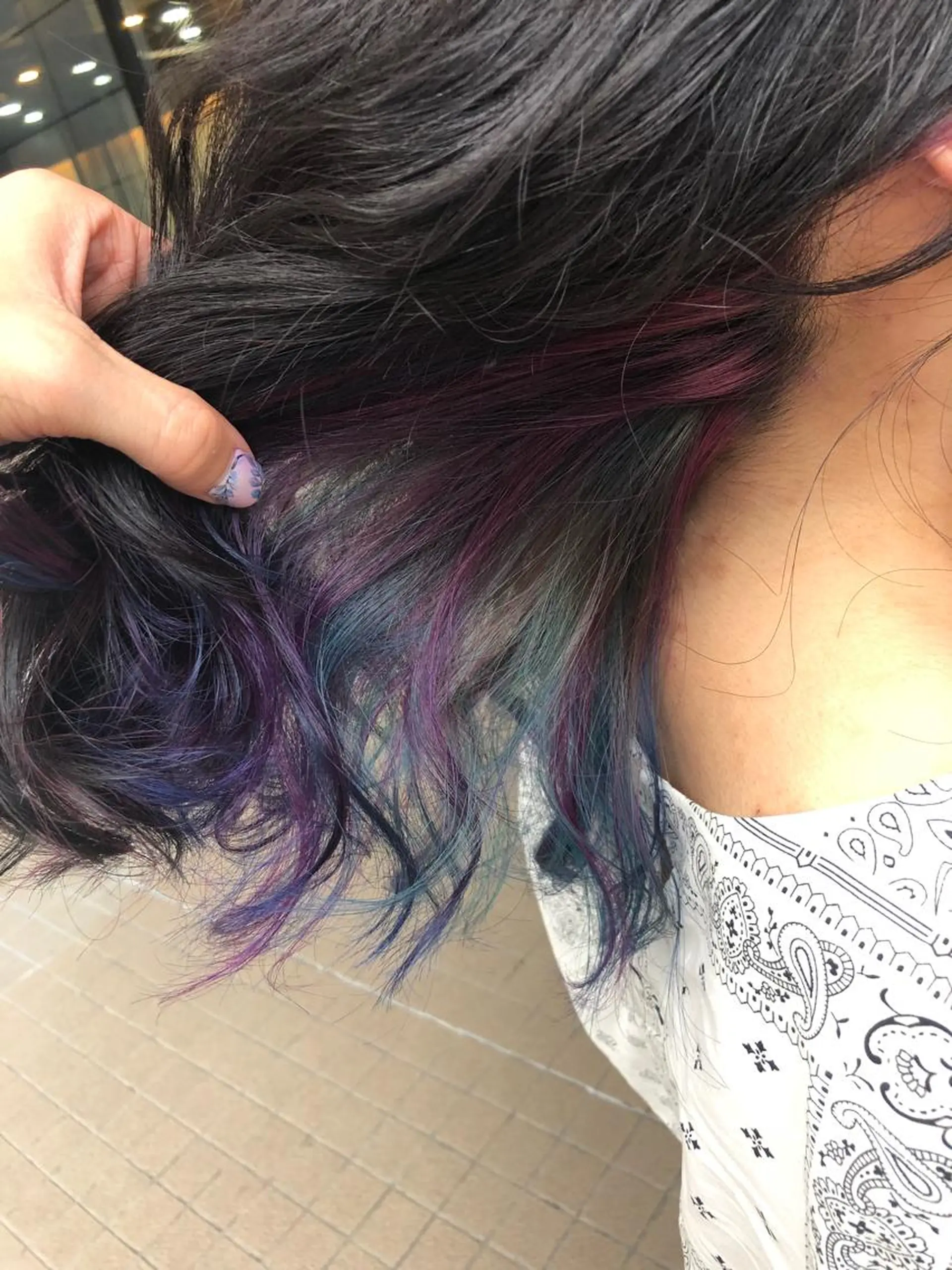 ミディアム カラー ユニコーンカラー カット ヘアカラー トリートメント SHAFT Ieiriのヘアスタイル