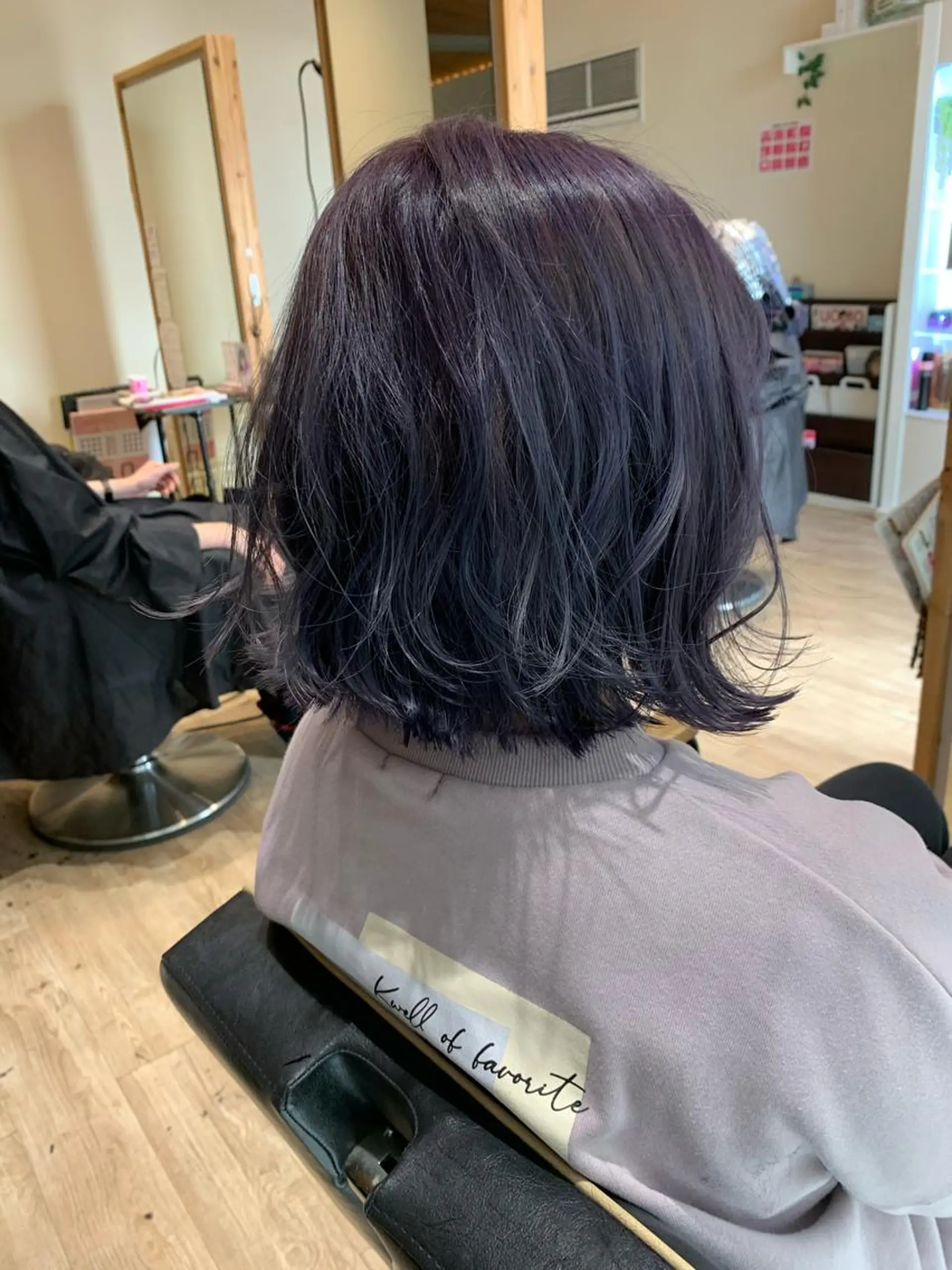 ショート カラー ラベンダーカラー ヘアカラー 大久保 隆蔵のヘアスタイル