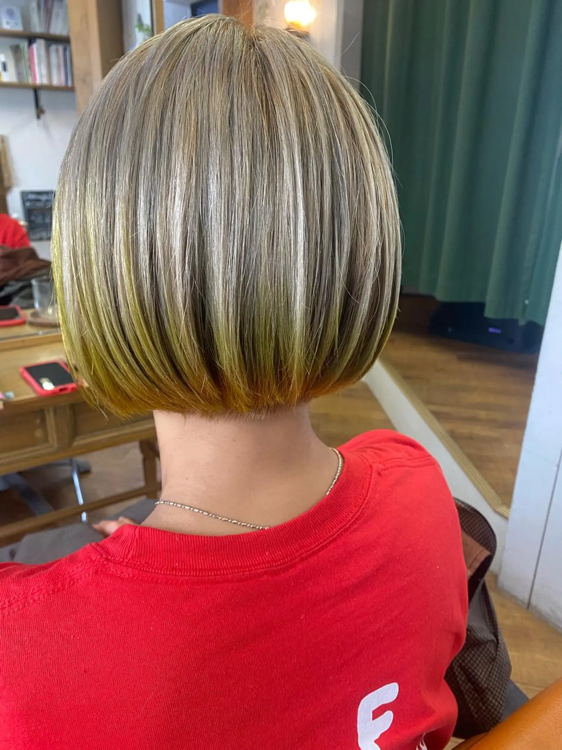 ショート 西尾 隆介のヘアスタイル