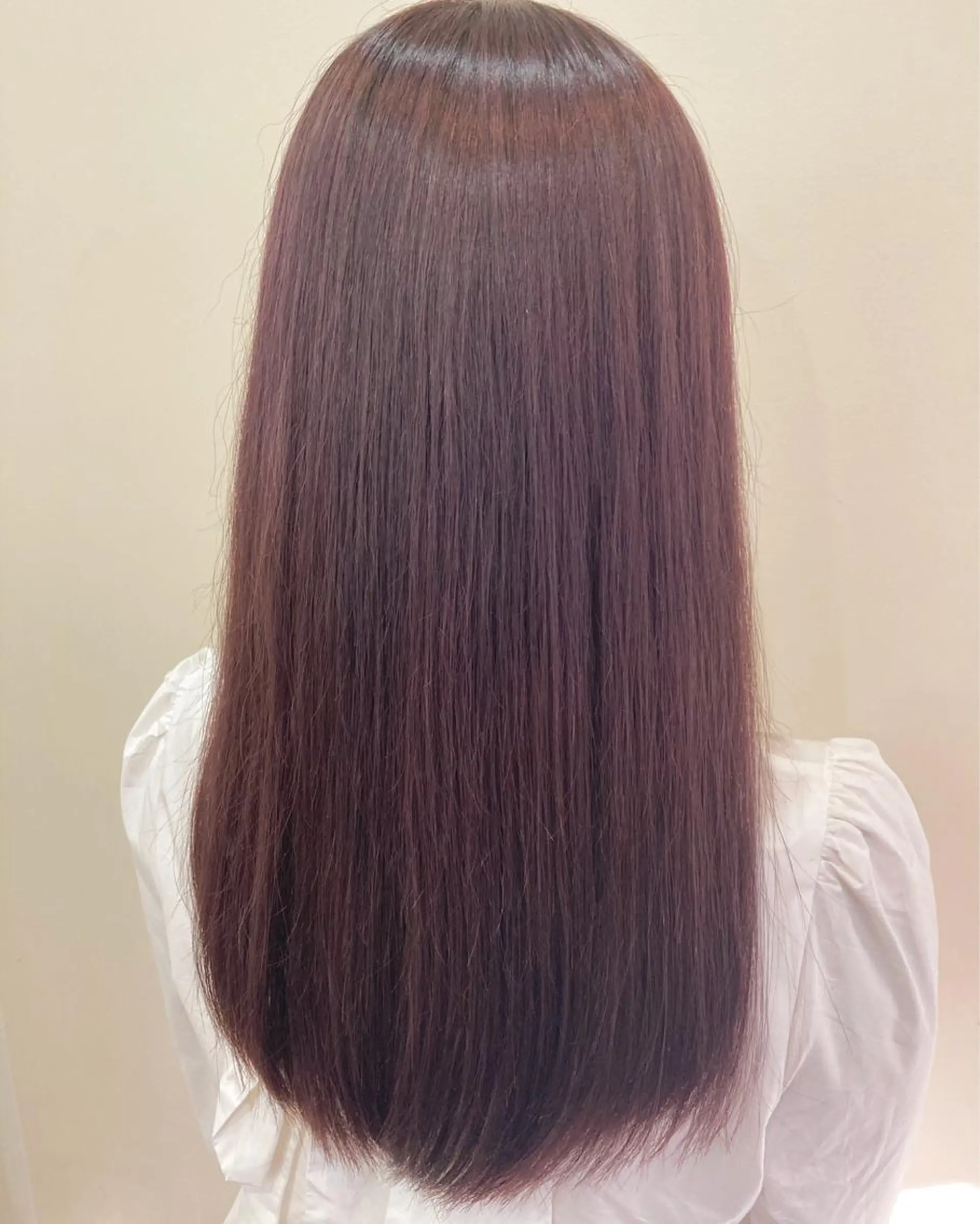 ロング カラー 藤野 友杏那のヘアスタイル