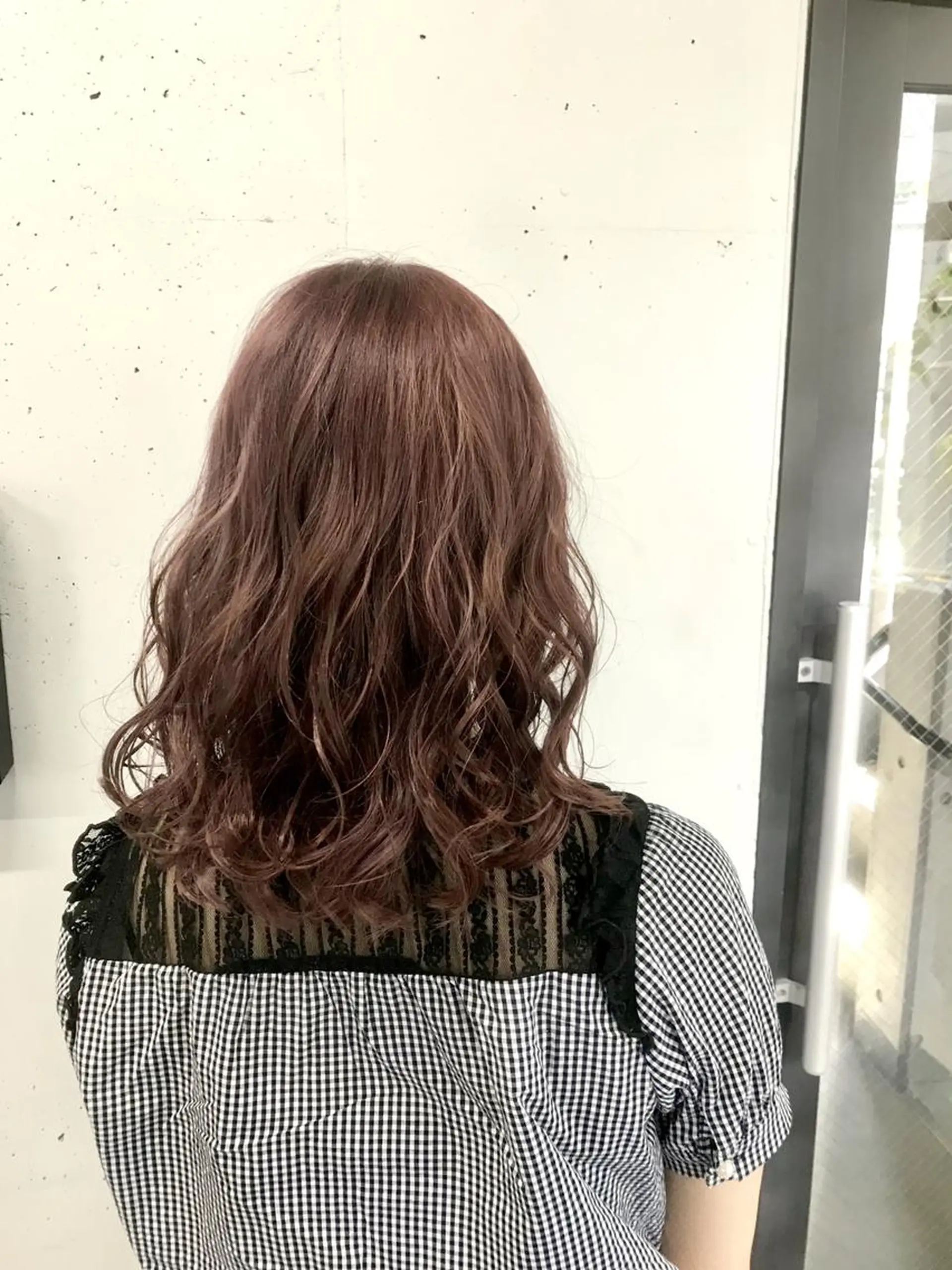 セミロング カラー アッシュ ピンクカラー ピンクアッシュ lok[ロク] 高田馬場のヘアスタイル