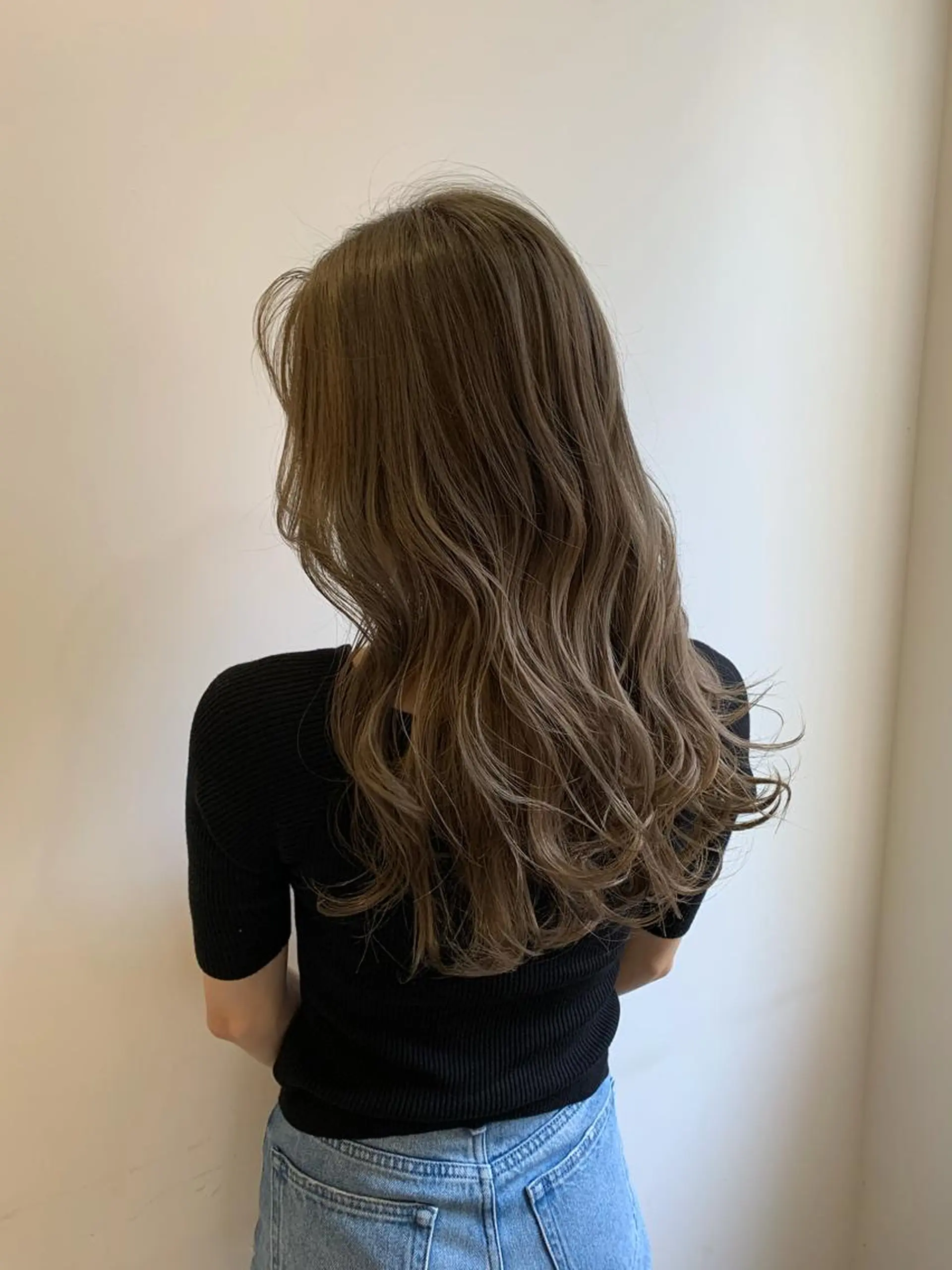 ロング カラー ベージュカラー ブリーチ 透明感カラー カット ヘアカラー トリートメント 髪質改善特化 🫧松野力也のヘアスタイル