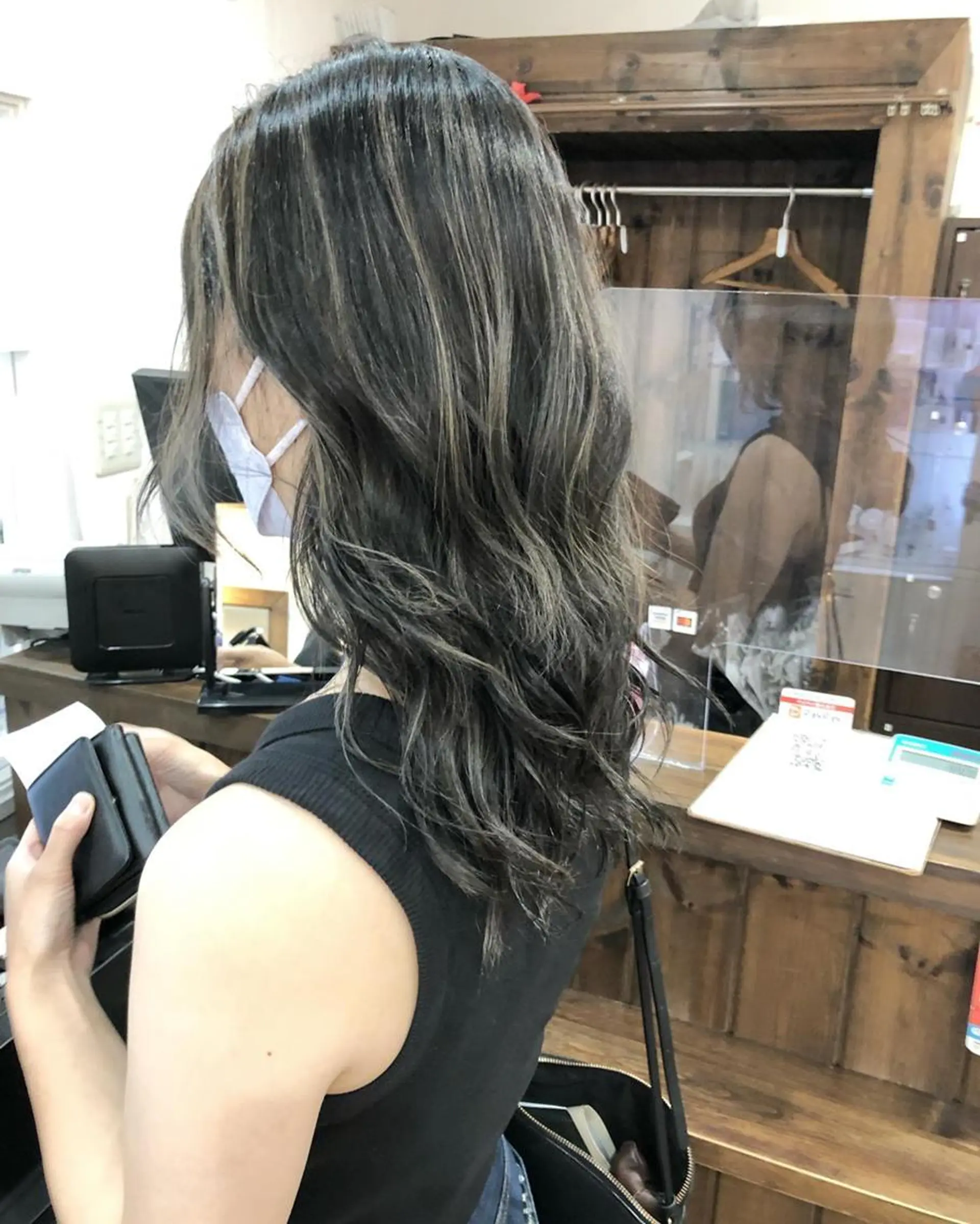 カラー アッシュ ブリーチ ダブルカラー グラデーションカラー グレージュ 🌈ハイトーン/ ワタル🌈のヘアスタイル