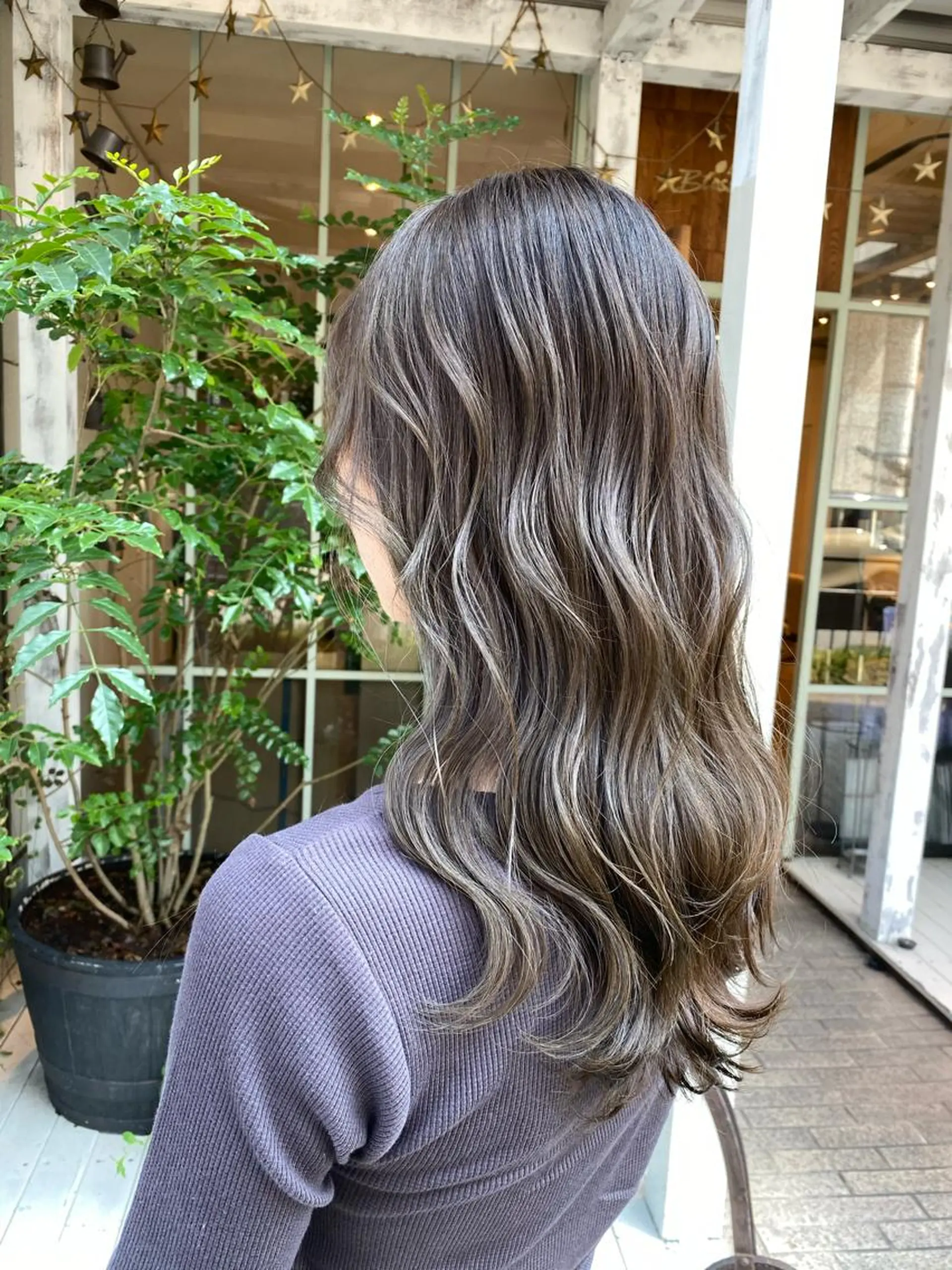 ロング カット ヘアカラー トリートメント 鈴木 奈波のヘアスタイル
