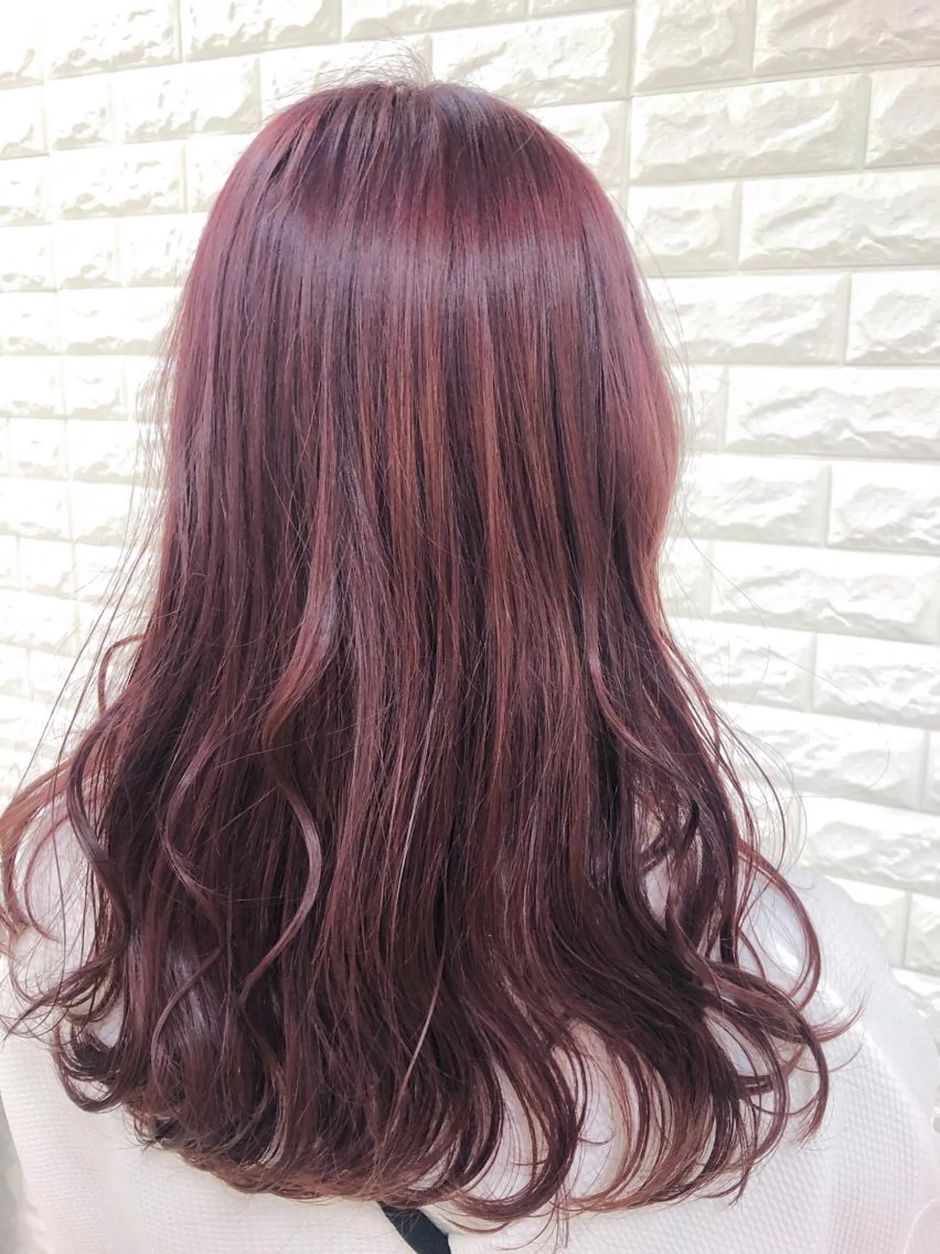 ロング カラー ブリーチ 卒業式のヘアスタイル 盛れるレイヤーカット 得意🌹井上美沙のヘアスタイル