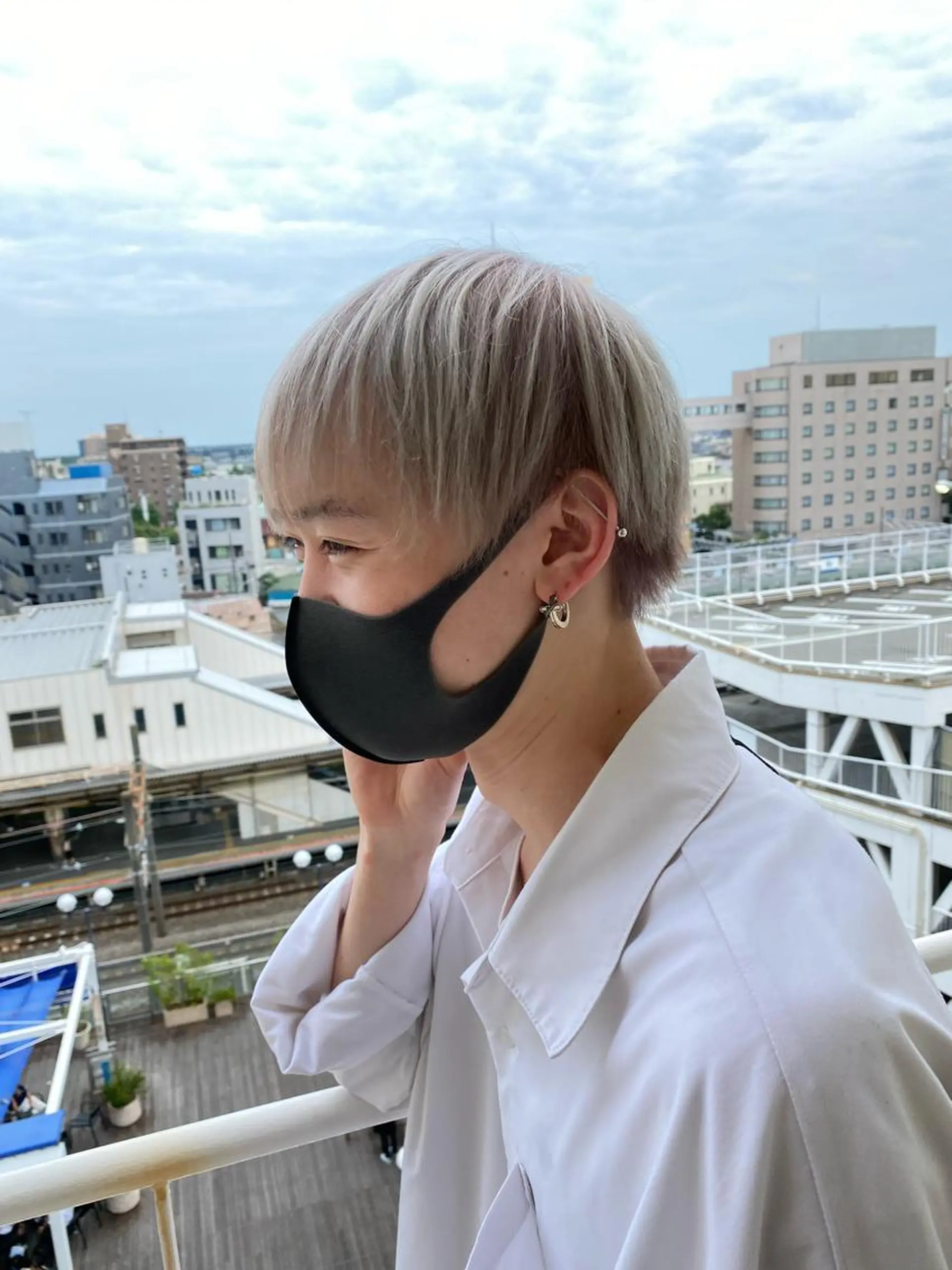 ショート カラー ヘアカラー トリートメント ヘアセット ハイトーン/ウルフ /レイヤー/坂野幸伸のヘアスタイル