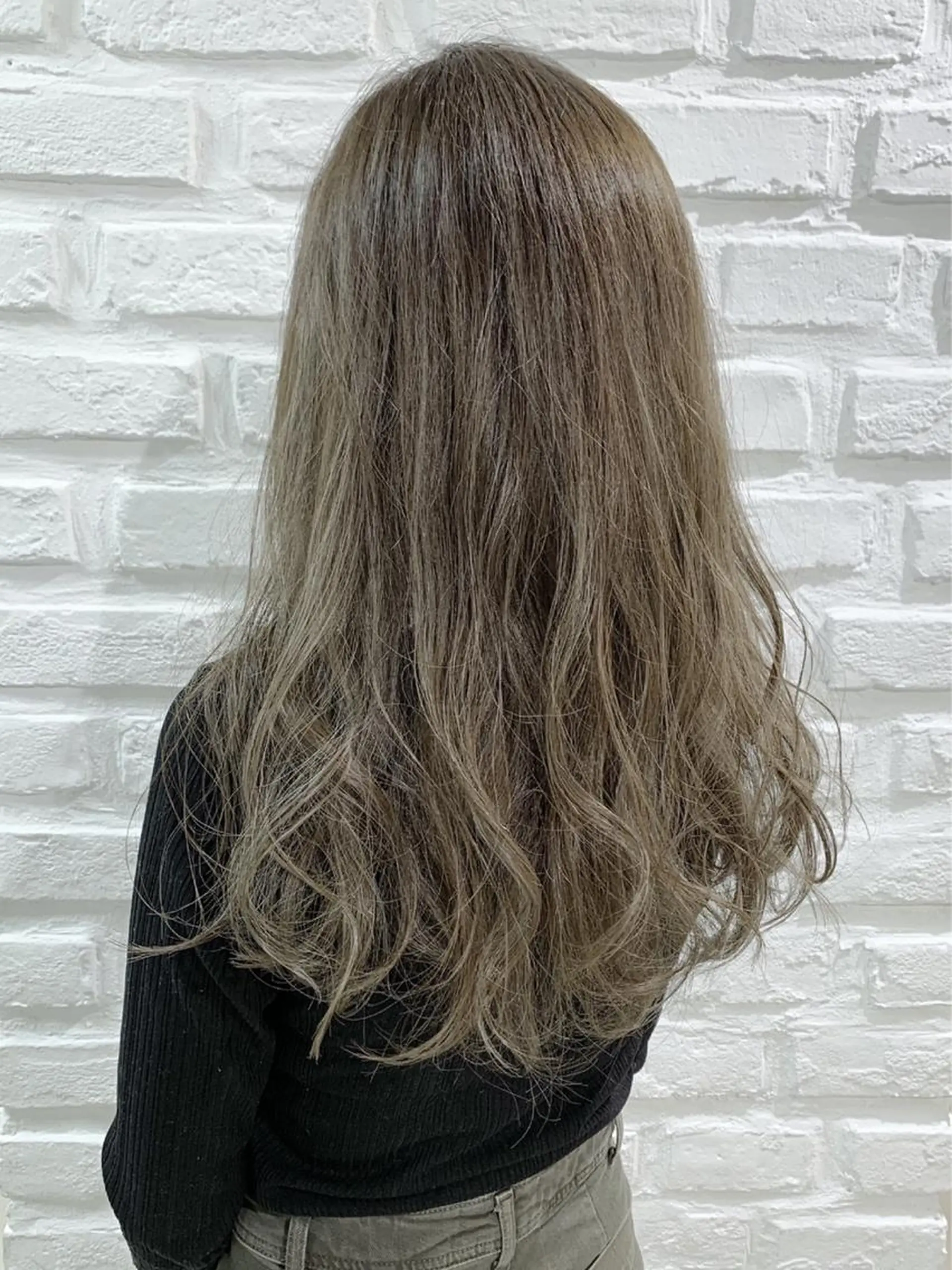 ロング カラー アッシュ 透明感カラー ハイライトカラー イルミナカラー ハイライト カット ヘアカラー トリートメント 【髪質改善】 kasumi🌷🌷のヘアスタイル