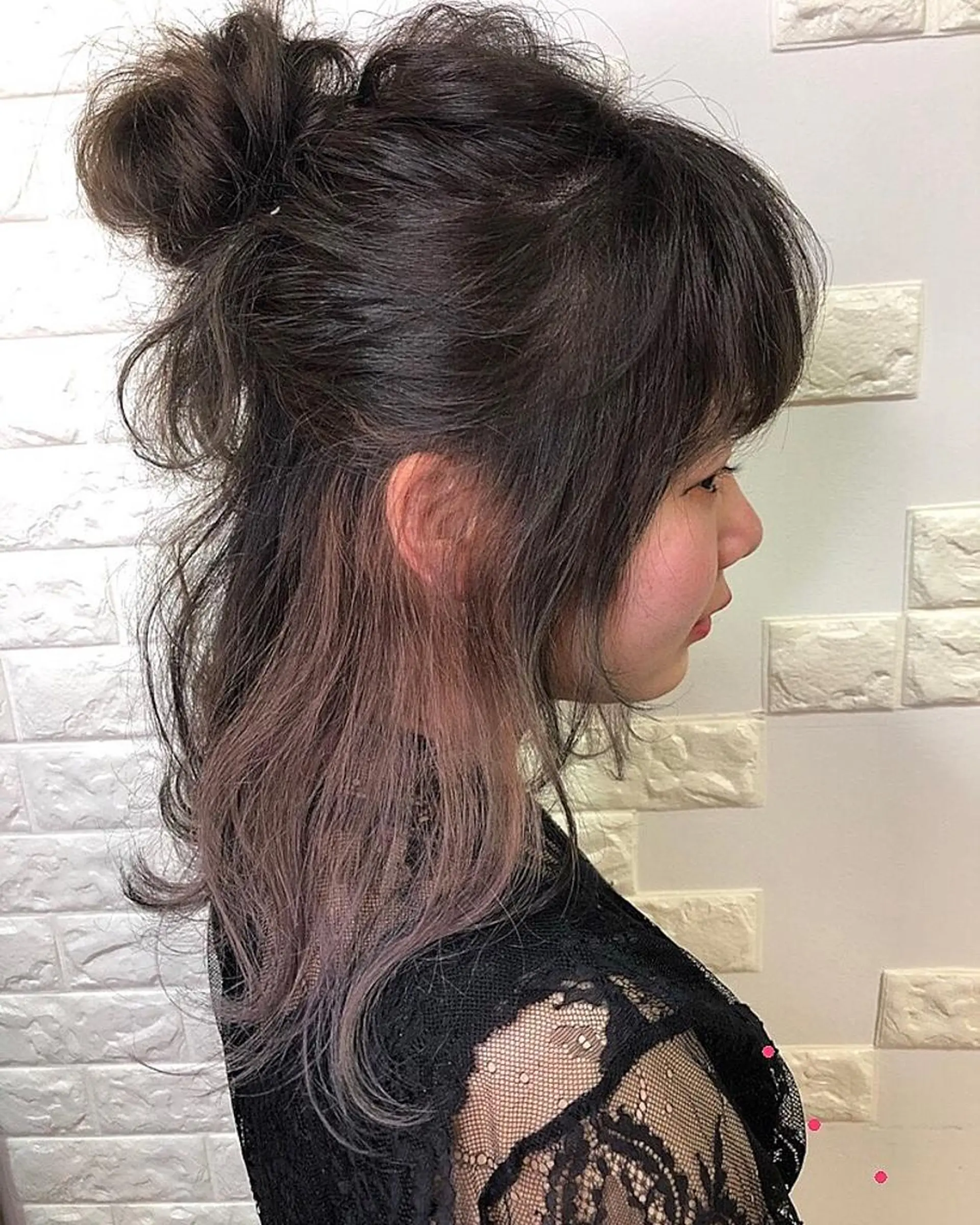 ロング カラー インナーカラー パープルカラー 横浜ブリーチムラ直し ハイトーン/ブリーチのヘアスタイル