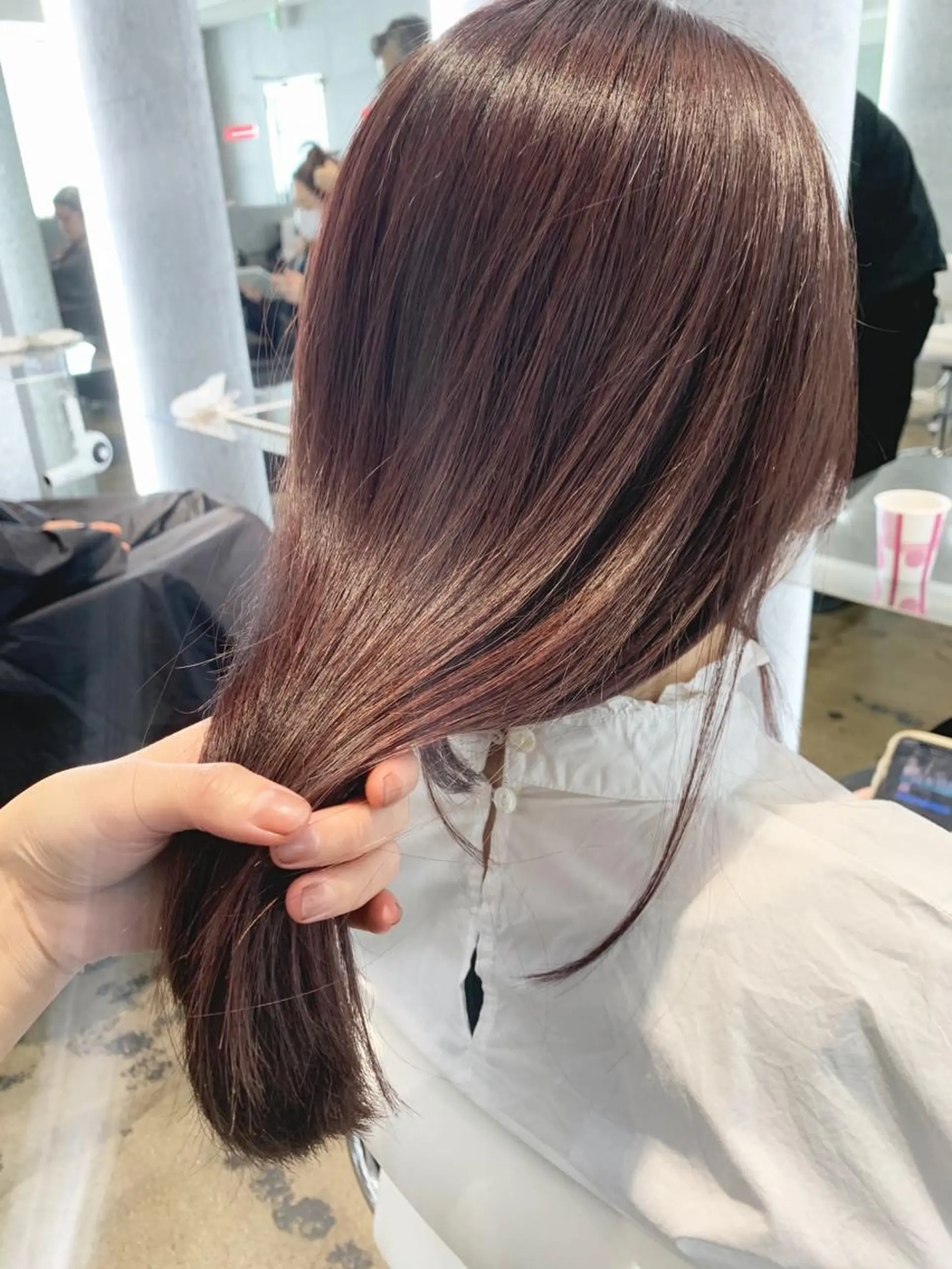 ロング カラー ブリーチ ブリーチなしカラー ヘアカラー トリートメント 山下 千明のヘアスタイル