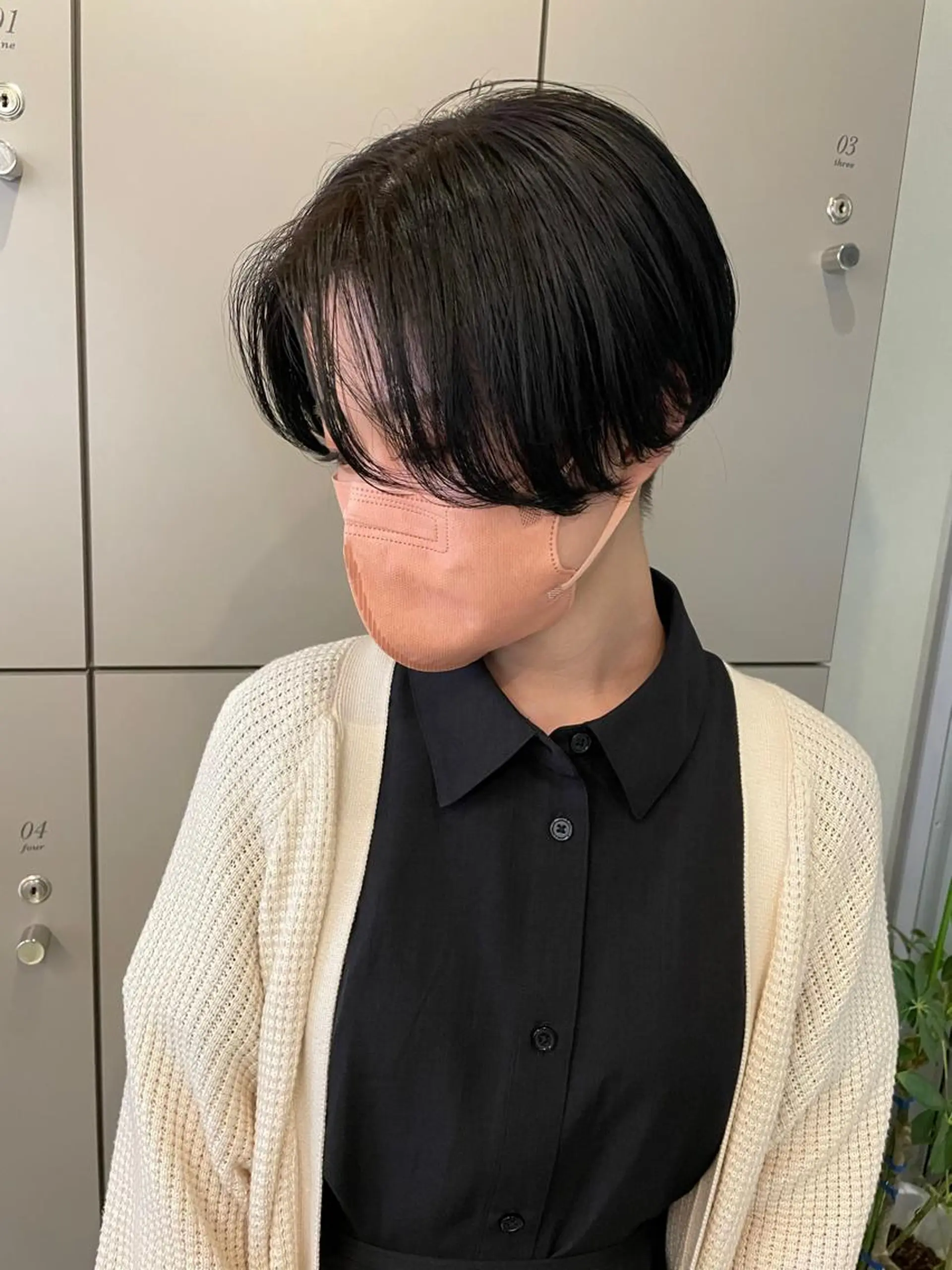 ショート 切りっぱなしボブ ショートボブ ハンサムショート 丸みショート アッシュ C’LD hair produce /シールドヘア所属・モテ髪/ボブ/ショー ト/アダチフウトのヘアスタイル